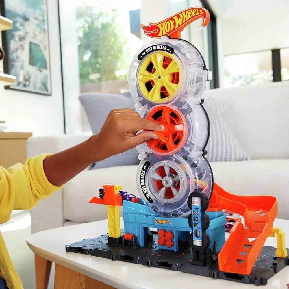 Hot Wheels City Tekerlek Kulesi HDP02 Hot Wheels HDP02
