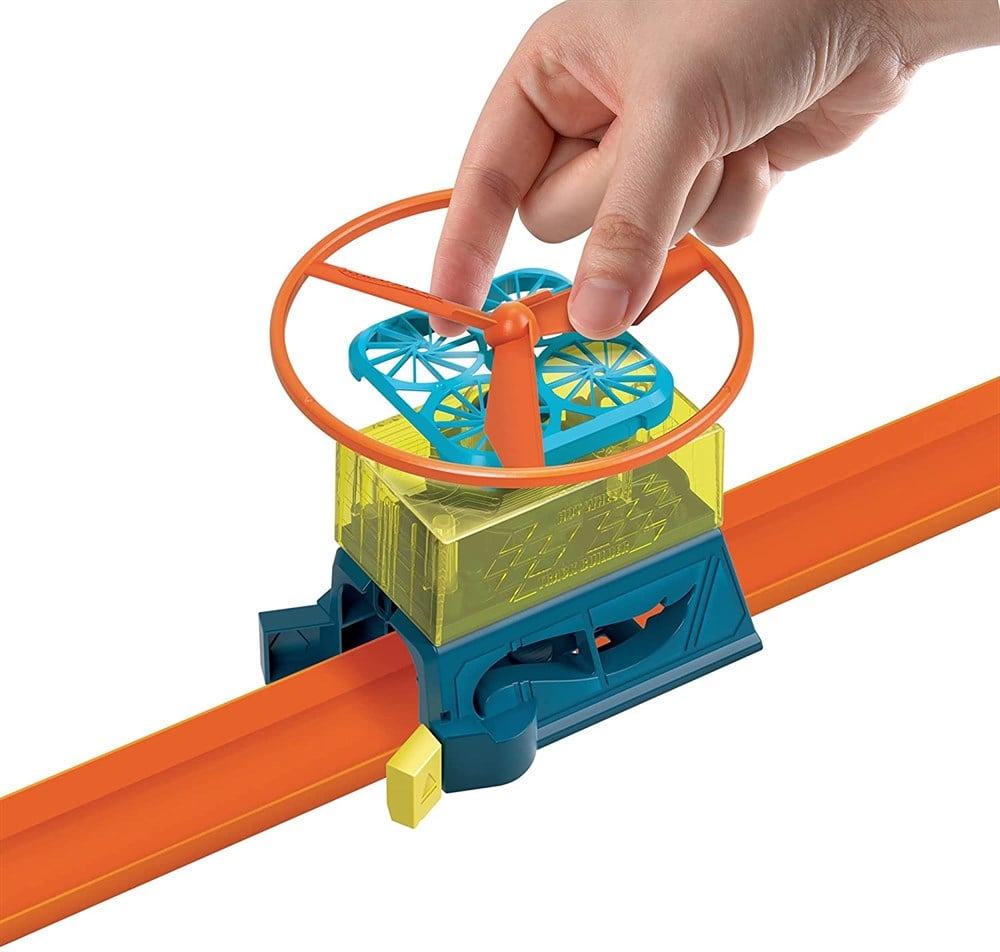 Hot Wheels Track Builder Tasarla ve Yeniden Oluştur Paketi GLC87-HDX76 Hot Wheels HDX76