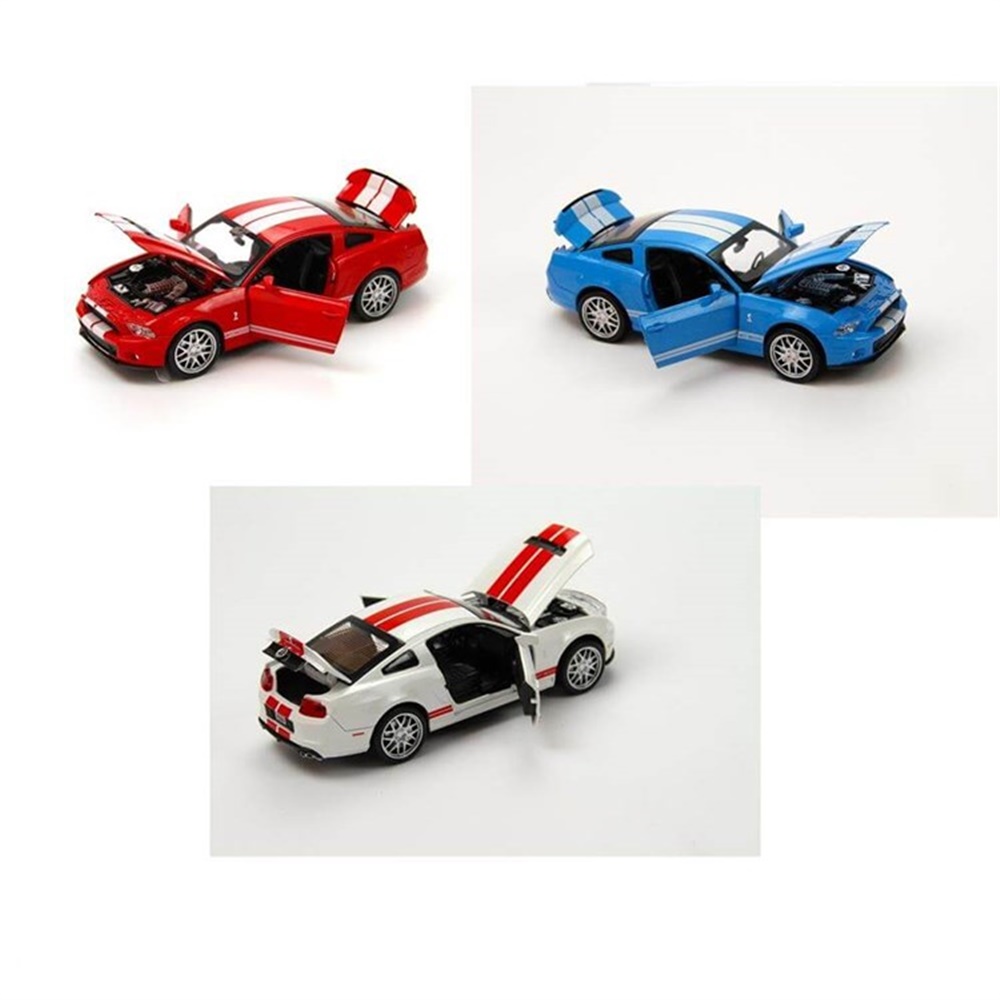 ISIKLI VE SESLI 1:32 FORD SHELBY GT500