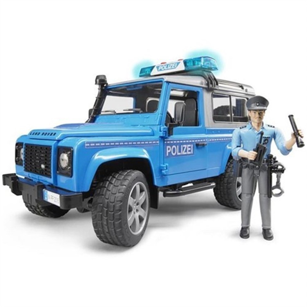Land Rover Polis Aracı Ve Polis Memuru