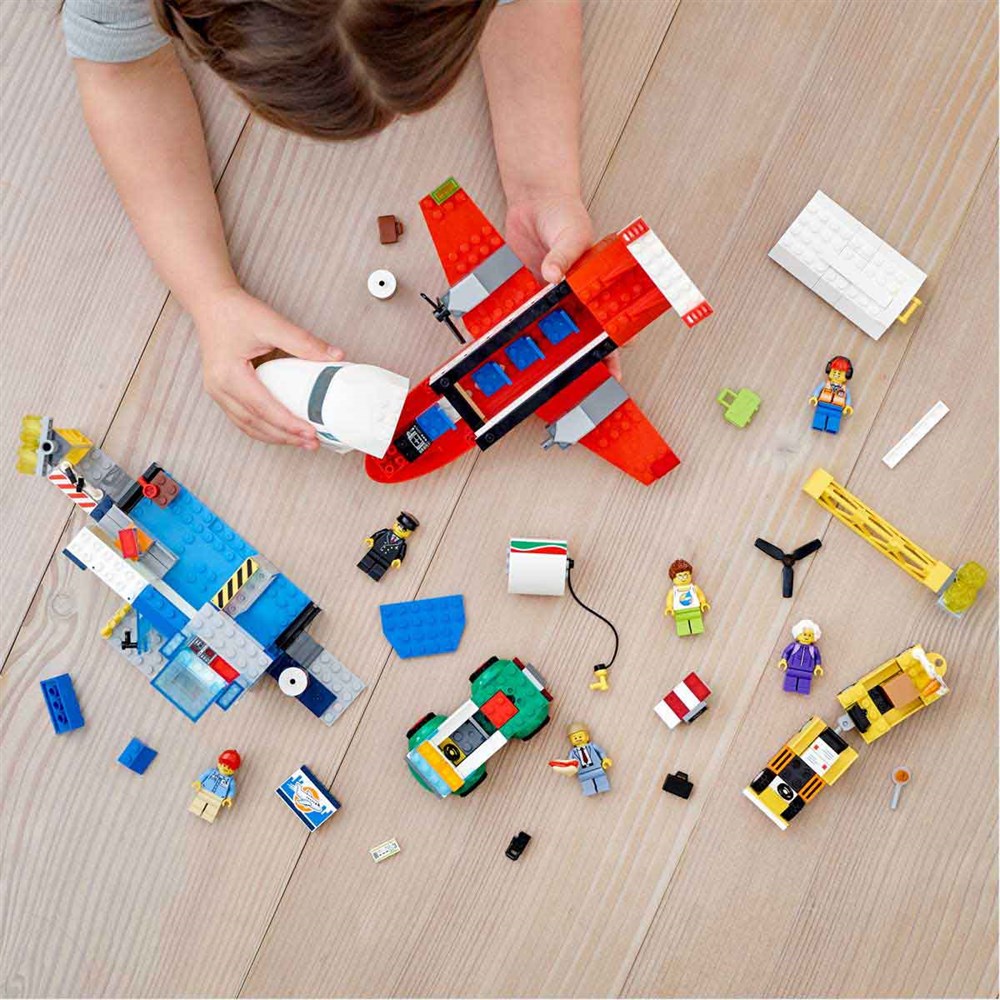 Lego City Airport Merkez Havaalanı 60261 Lego 60261
