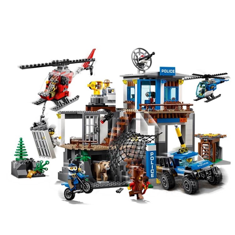 LEGO City Dağ Polis Merkezi 60174