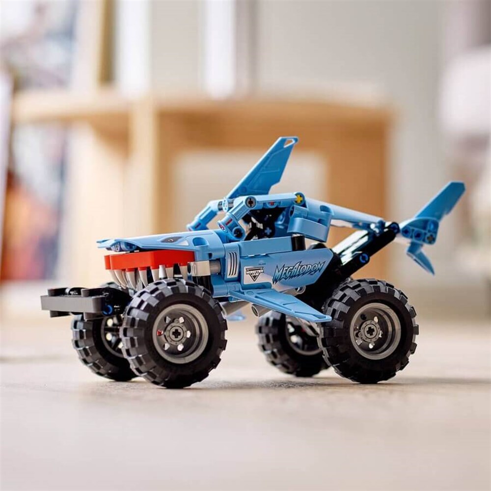 LEGO TECHNIC MONSTER JAM MEGALODON 42134 Lego LMT42134