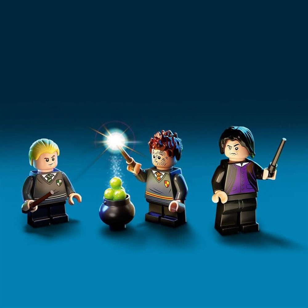 LEGO Harry Potter Hogwarts Anısı İksir Dersi 7638 LEGO LSH76383