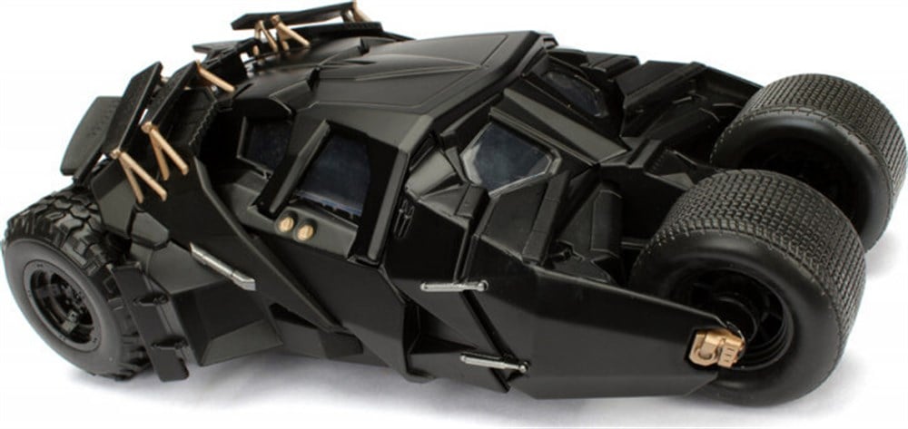 1:24 Batman The Dark Night Batmobile Simba SMB 253215005
