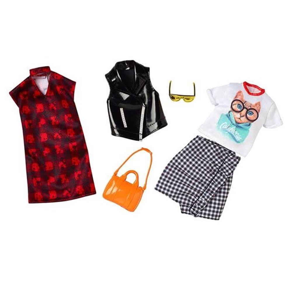 BARBIENIN KIYAFETLERI IKILI PAKET FKT41 ( DERI CEKET) Toystop FKT41