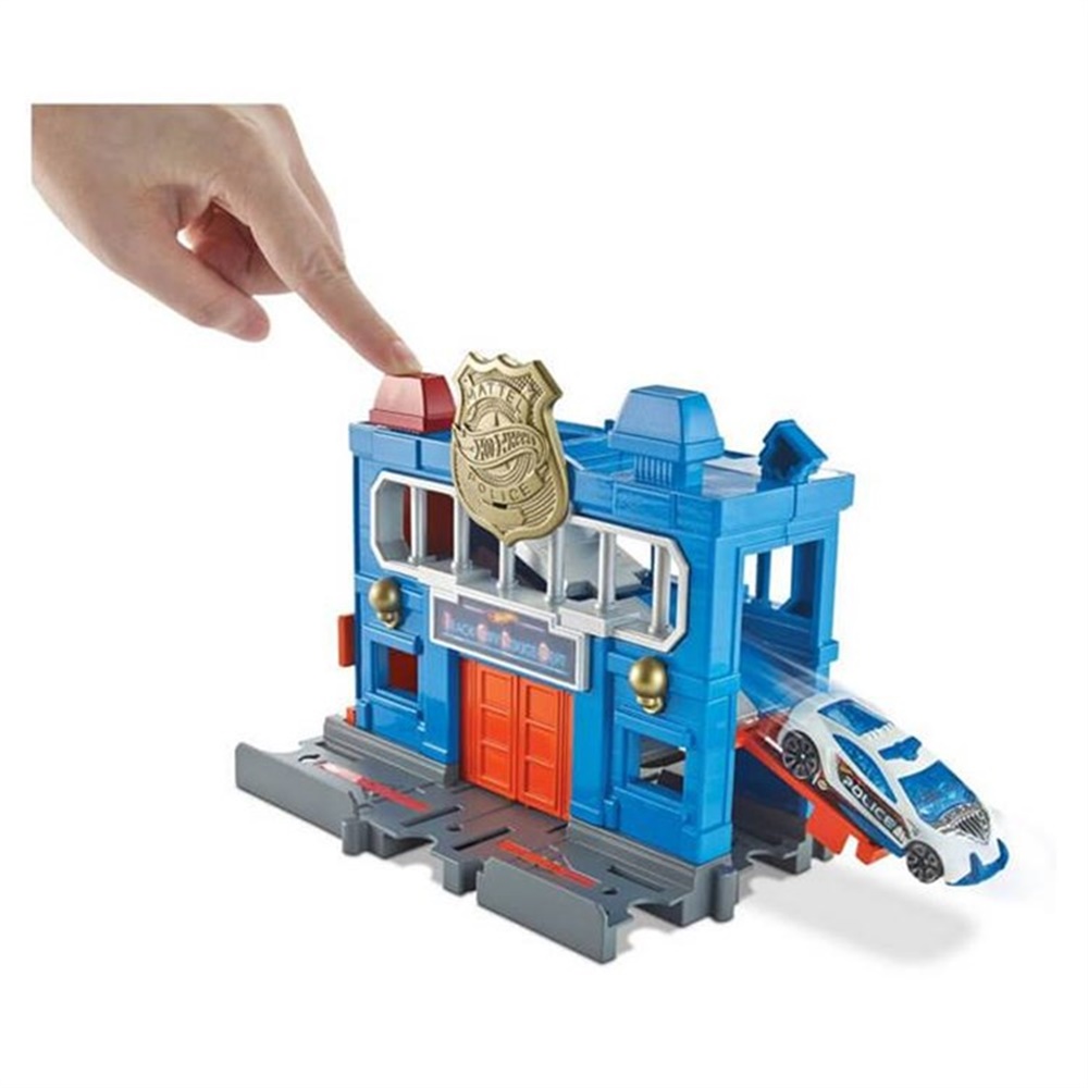 HOT WHEELS SEHIR OTOPARKI OYUN SETLERI POLIS KARAKOLUNDAN KACIS Toystop FRH33