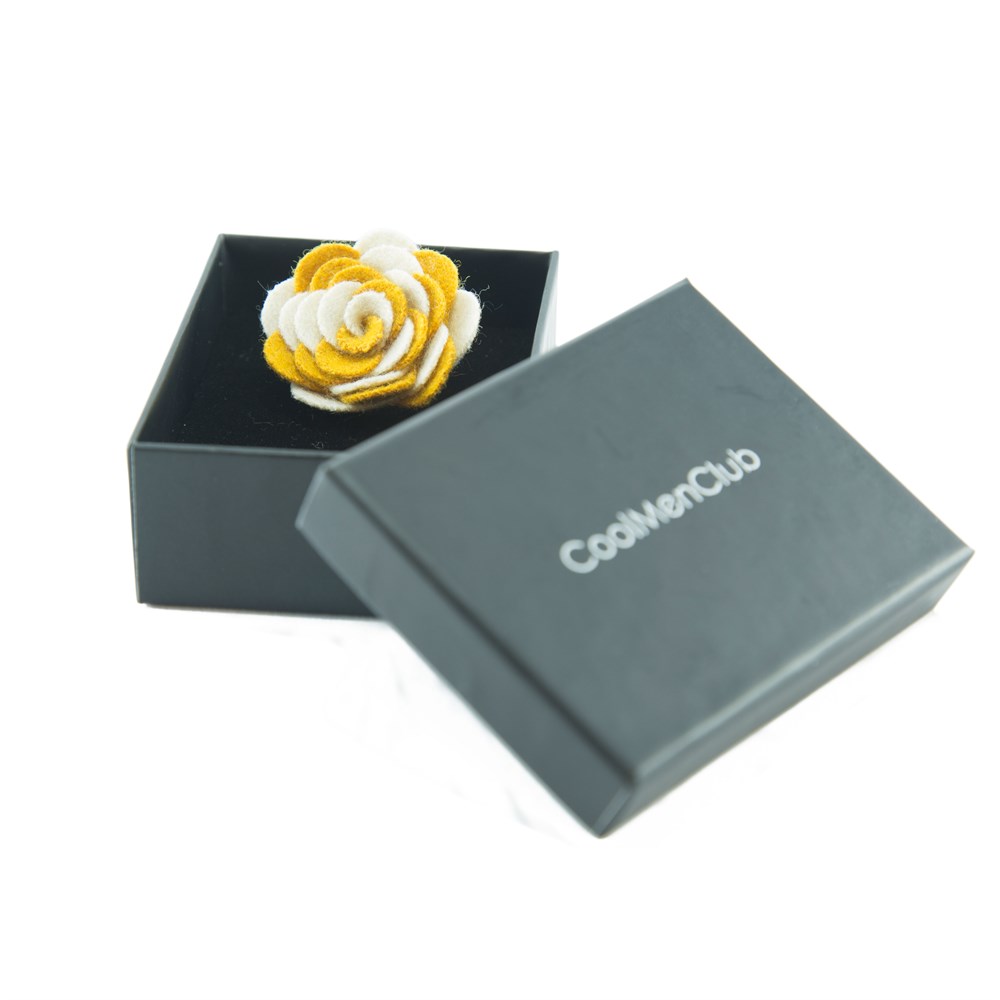 Çiçek Şekilli Broş