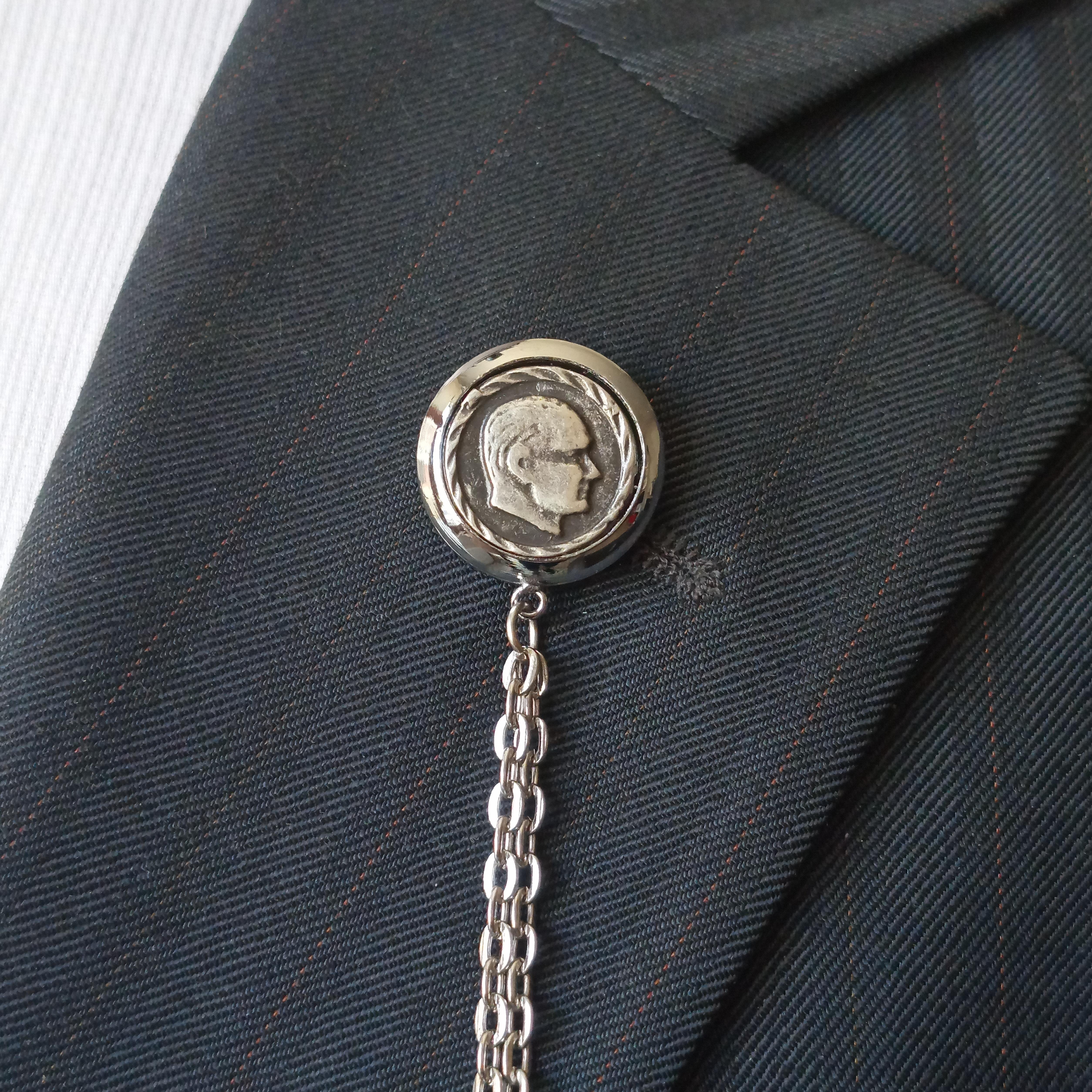 Yaka İğnesi & BroşCMC2605Atatürk Figürlü Ceket Yaka İğnesi