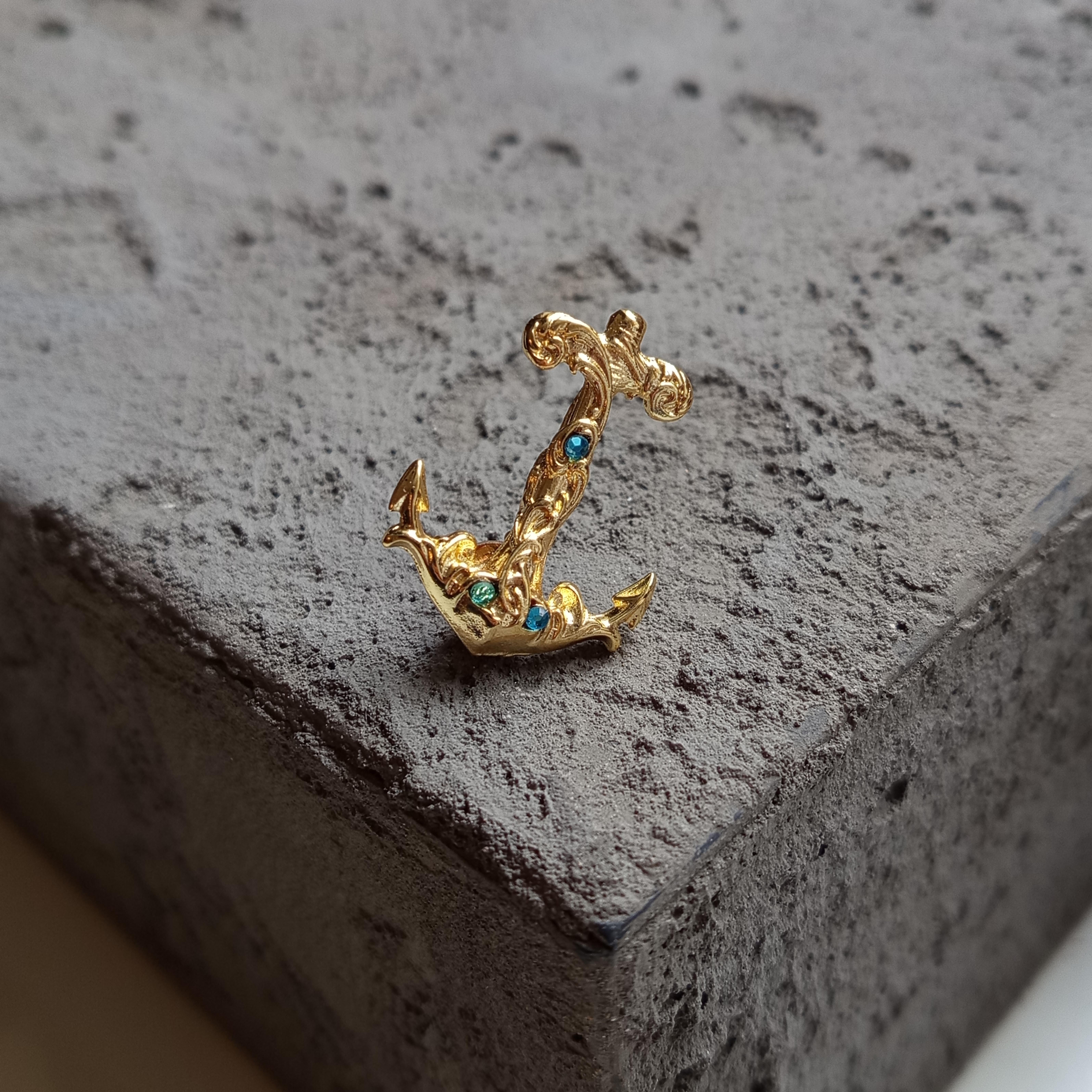 Yaka İğnesi & BroşCMC2835Çapa Figürlü Yaka Broşu