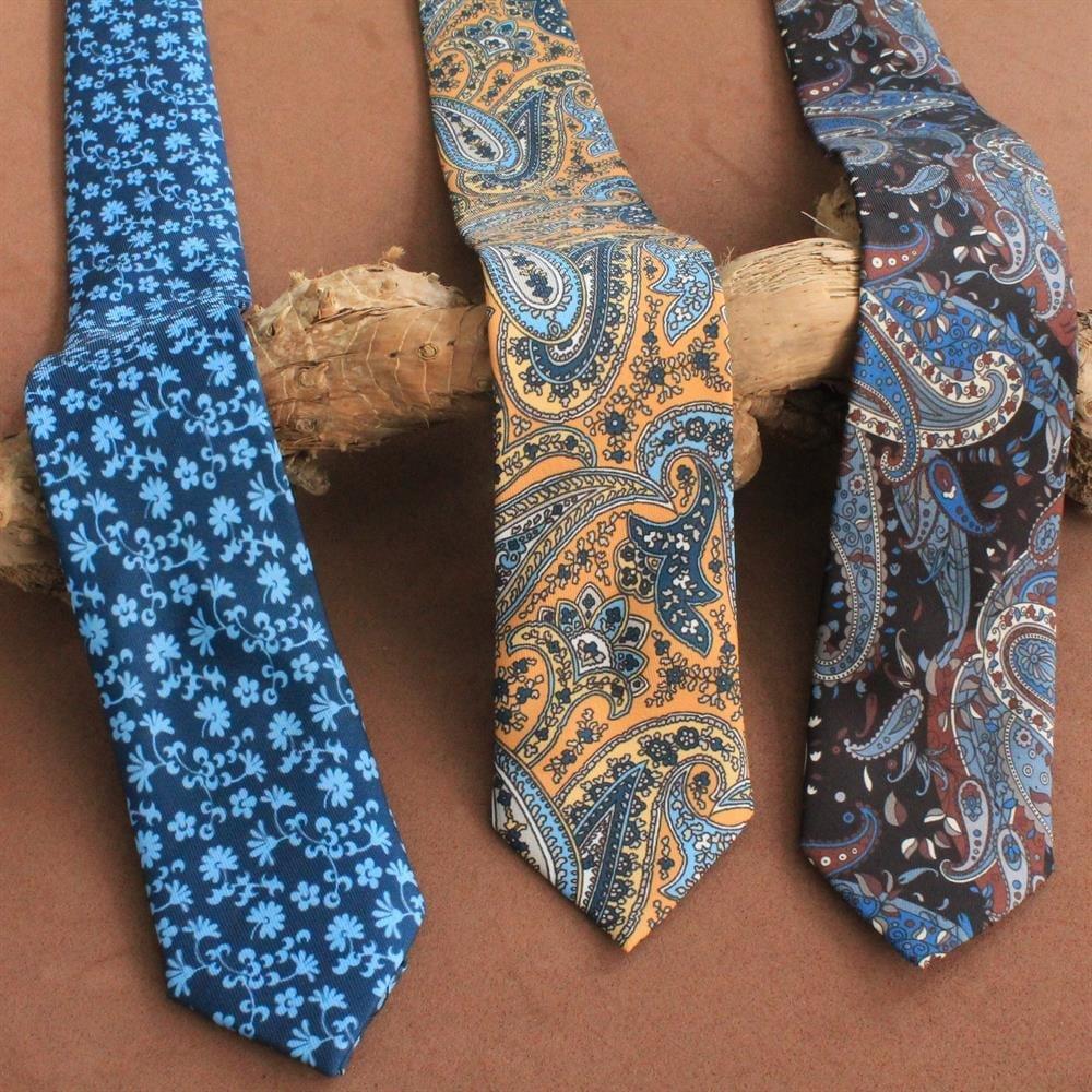 KravatCMC2358Çiçek Desenli Kravat