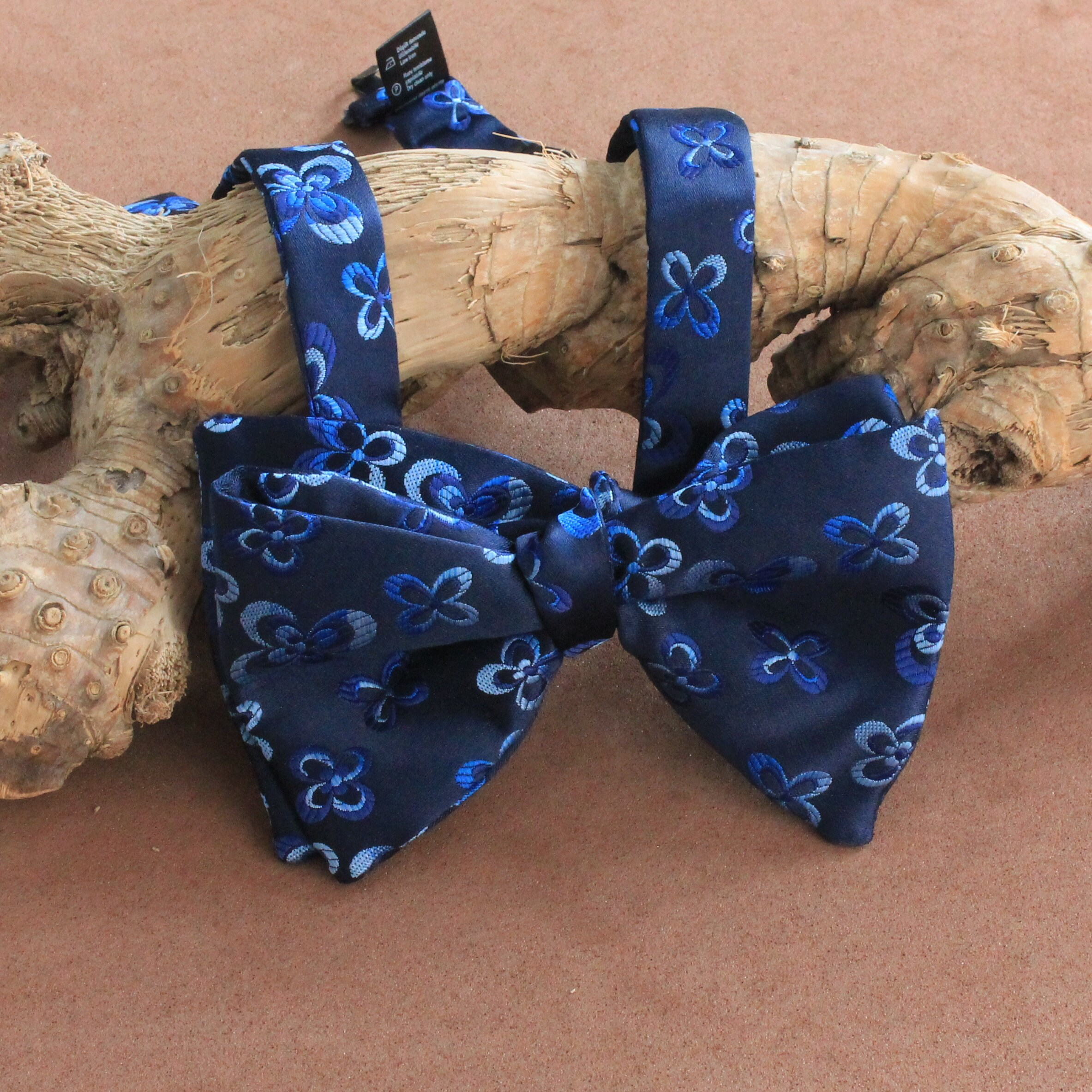 PapyonCMC2854Çiçek Desenli Lacivert Açık Papyon