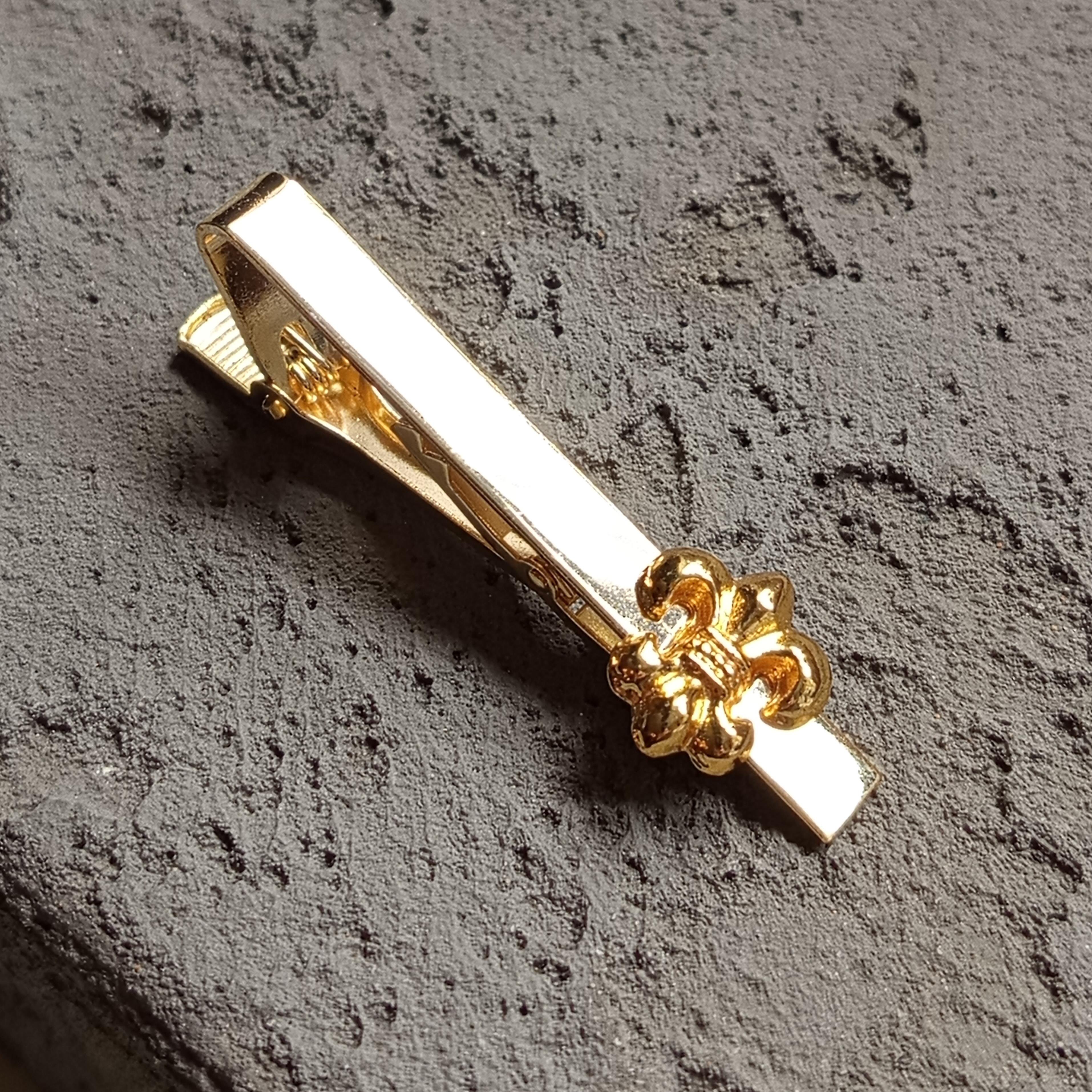 Kravat İğnesiCMC2833Fleur de Lis Figürlü Kravat İğnesi