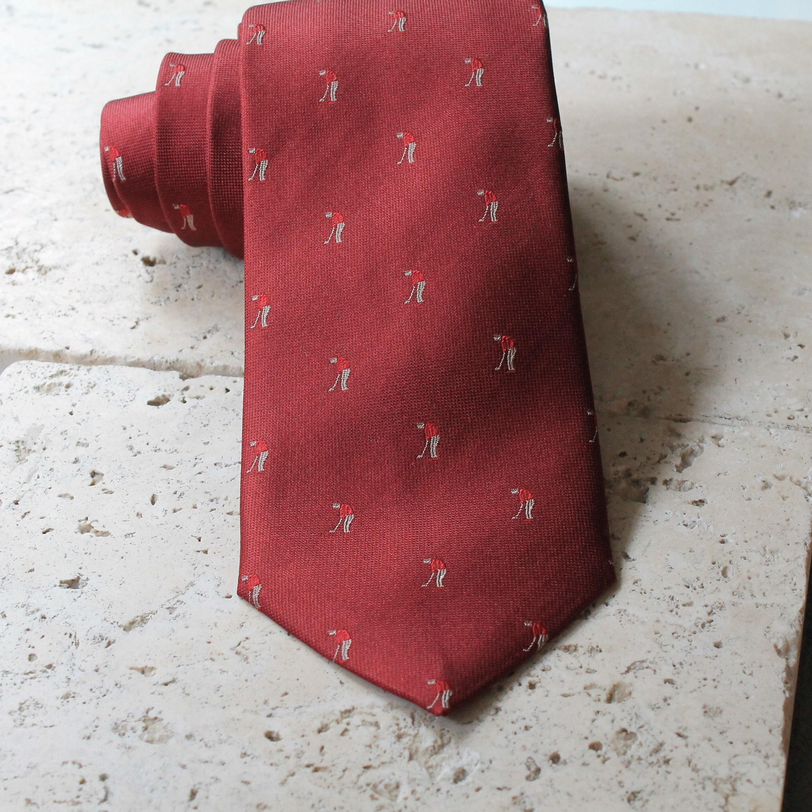 KravatCMC2604Golf Desenli Bordo İpek Kravat