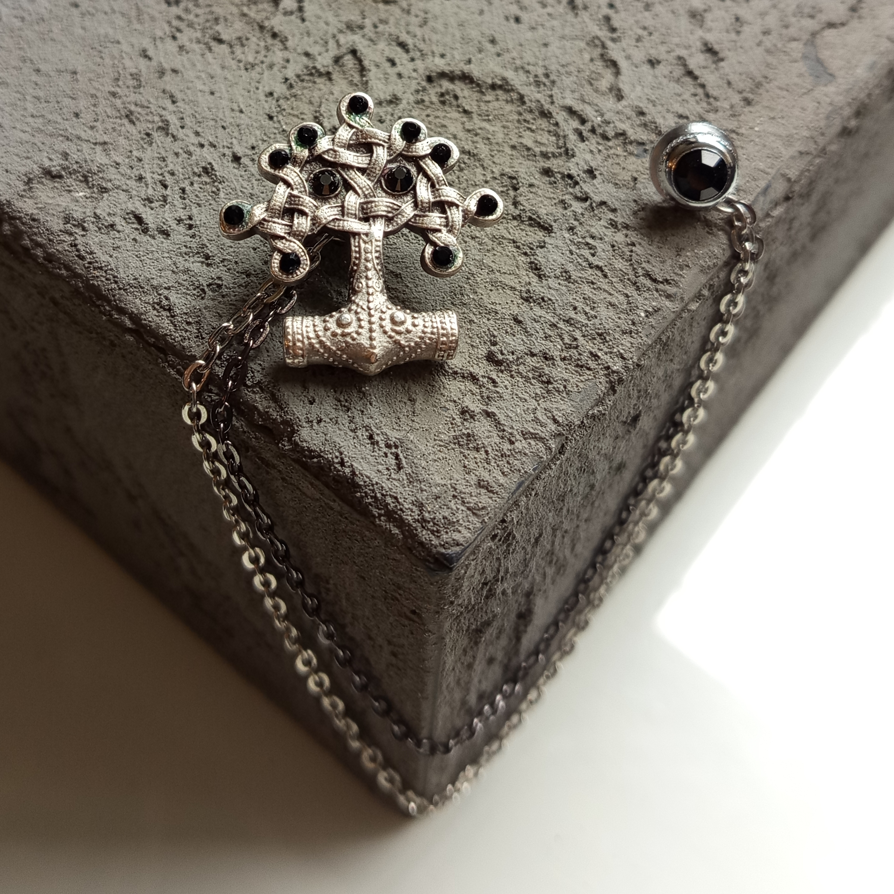 Yaka İğnesi & BroşCMC2820Hayat Ağacı Figürlü Ceket Yaka İğnesi