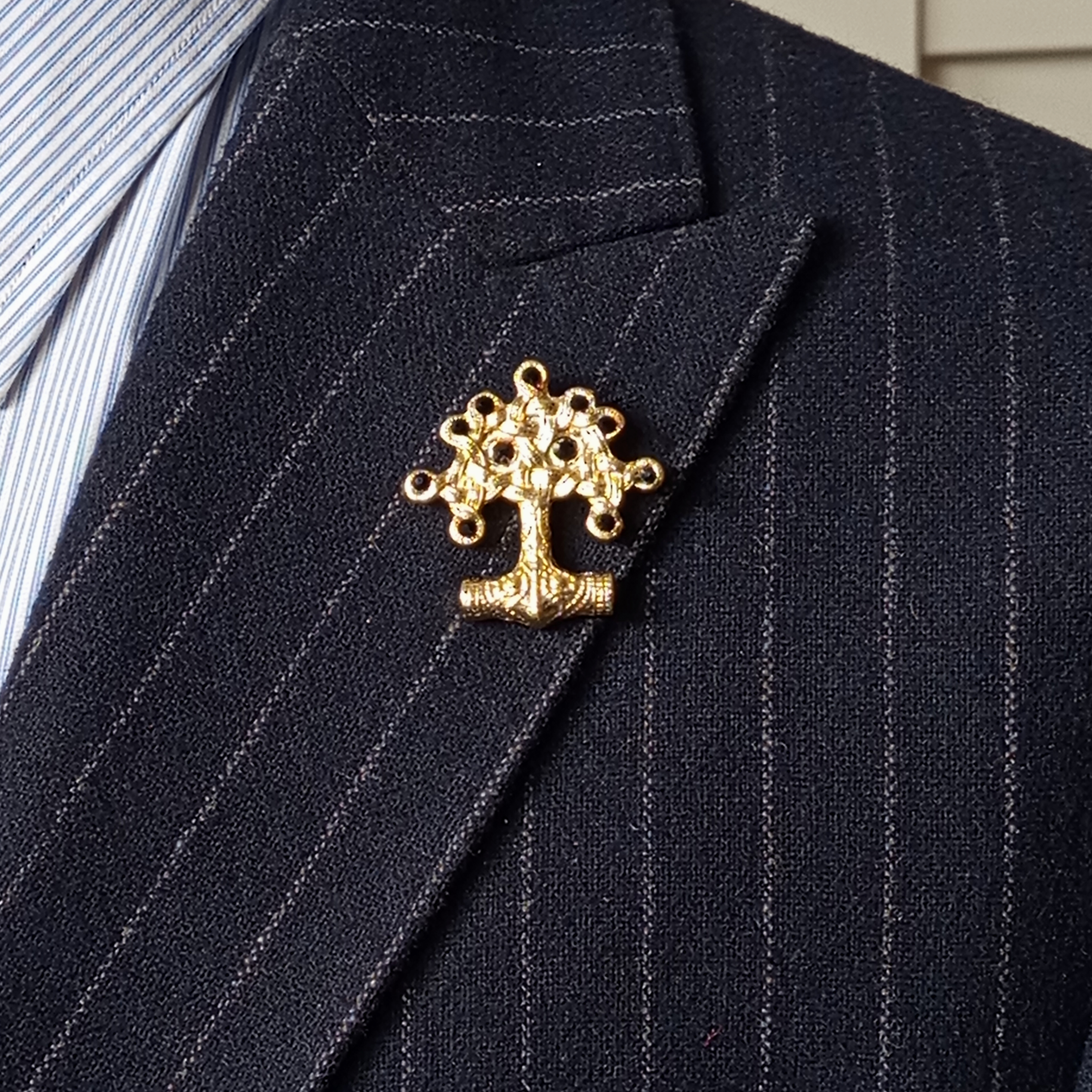 Yaka İğnesi & BroşCMC2839Hayat Ağacı Figürlü Yaka Broşu