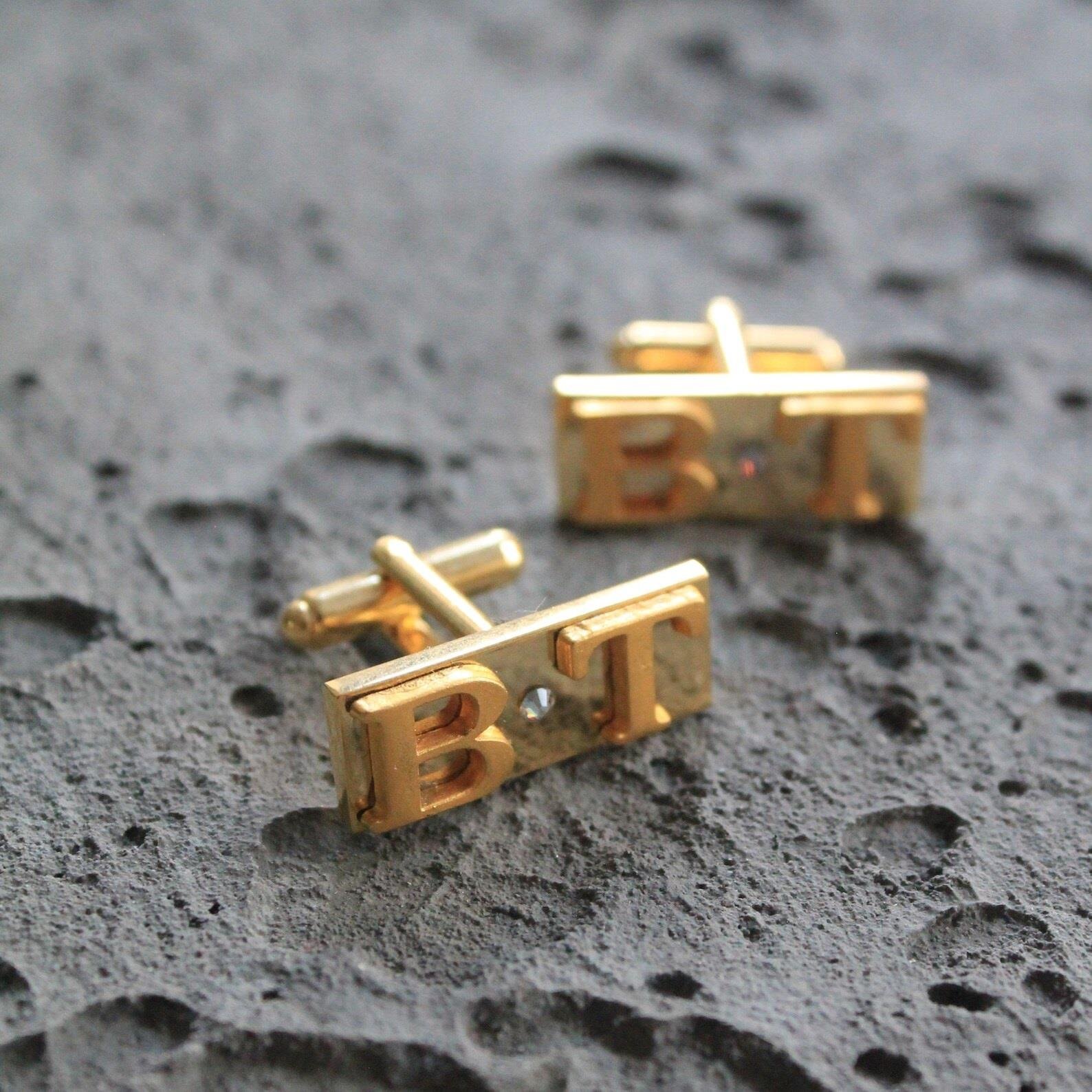 Klasik Kol DüğmesiCMC8484Kişiye Özel Harfli Klasik Kol Düğmesi