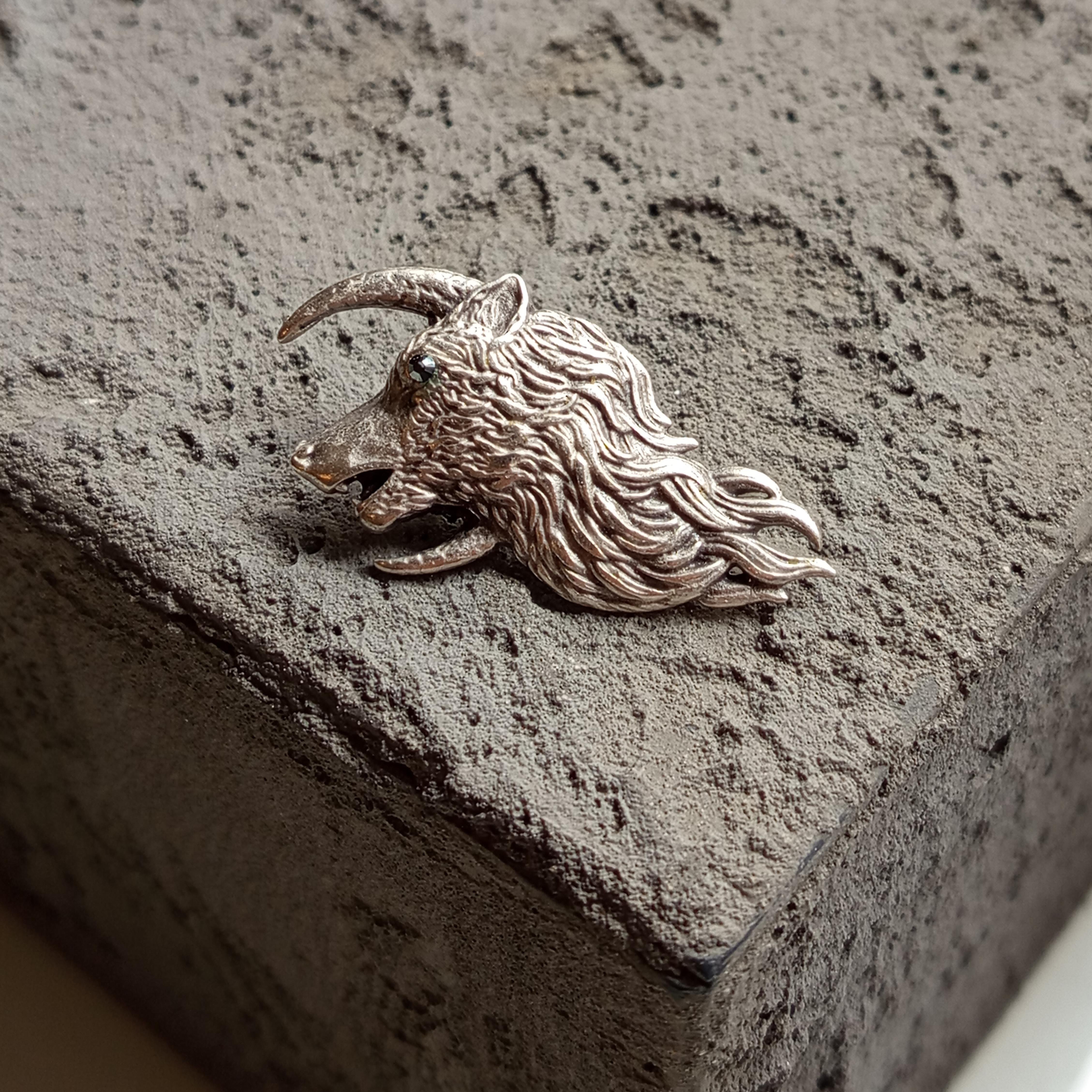 Yaka İğnesi & BroşCMC2837Kurt Figürlü Yaka Broşu