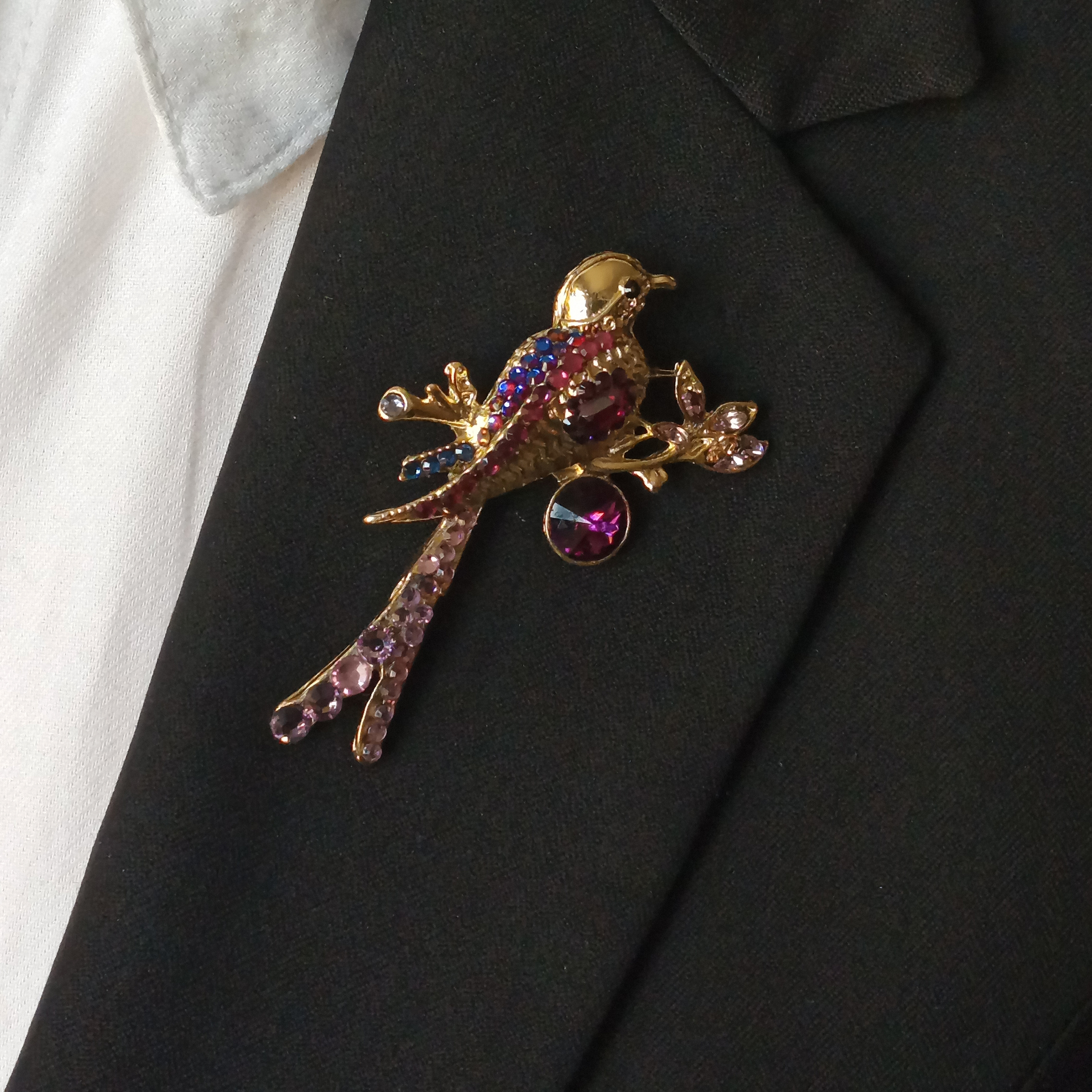 Women CollectionCWC2148Kuş Figürlü Ceket Yaka Broşu