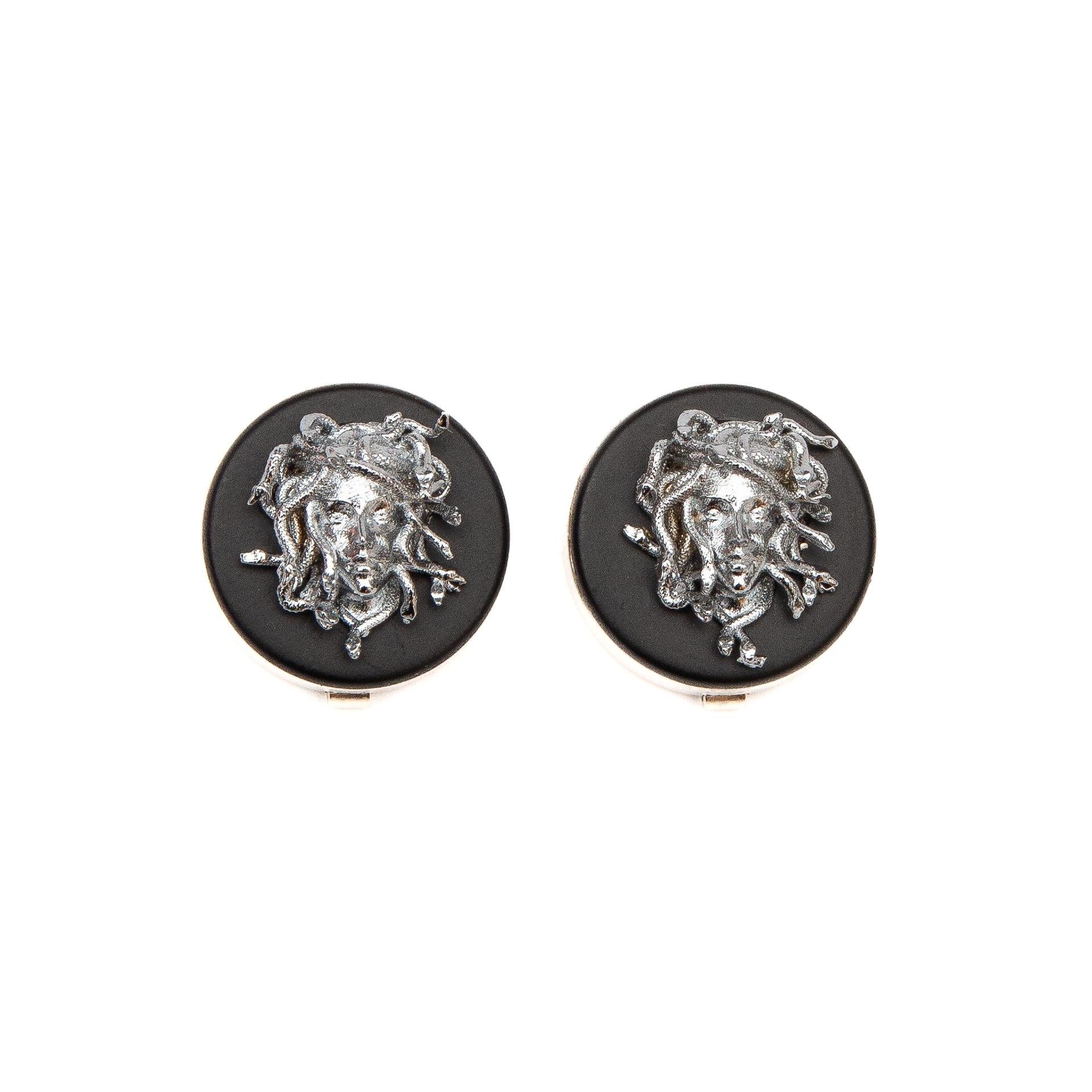 Kol DüğmesiCMC2336Medusa Figürlü Geçmeli Kol Düğmesi 