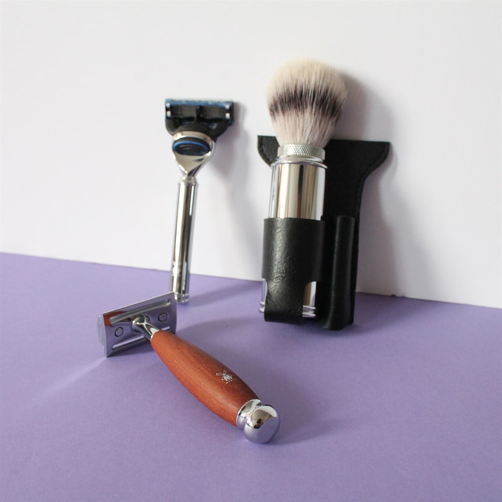 Bakım ÜrünleriRT 3 FSiyah Deri Çantalı Tıraş Seti