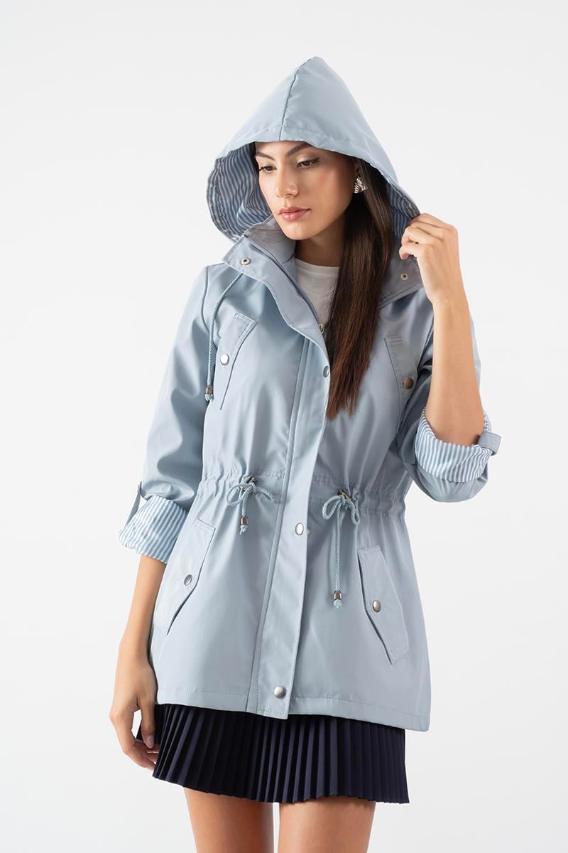 Goudot Kapüşonlu Mevsimlik Parka – Beli Büzgülü, Çıtçıt Detaylı MAVİ