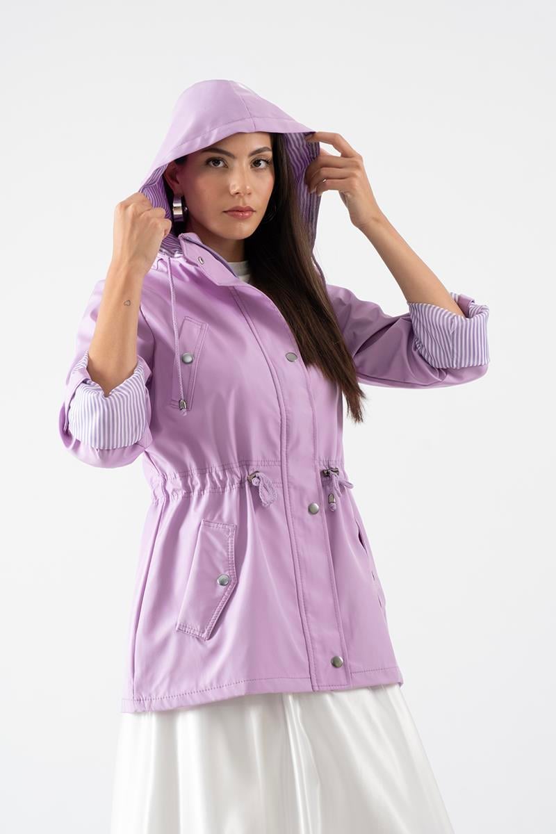 Goudot Kapüşonlu Mevsimlik Parka – Beli Büzgülü, Çıtçıt Detaylı LİLA