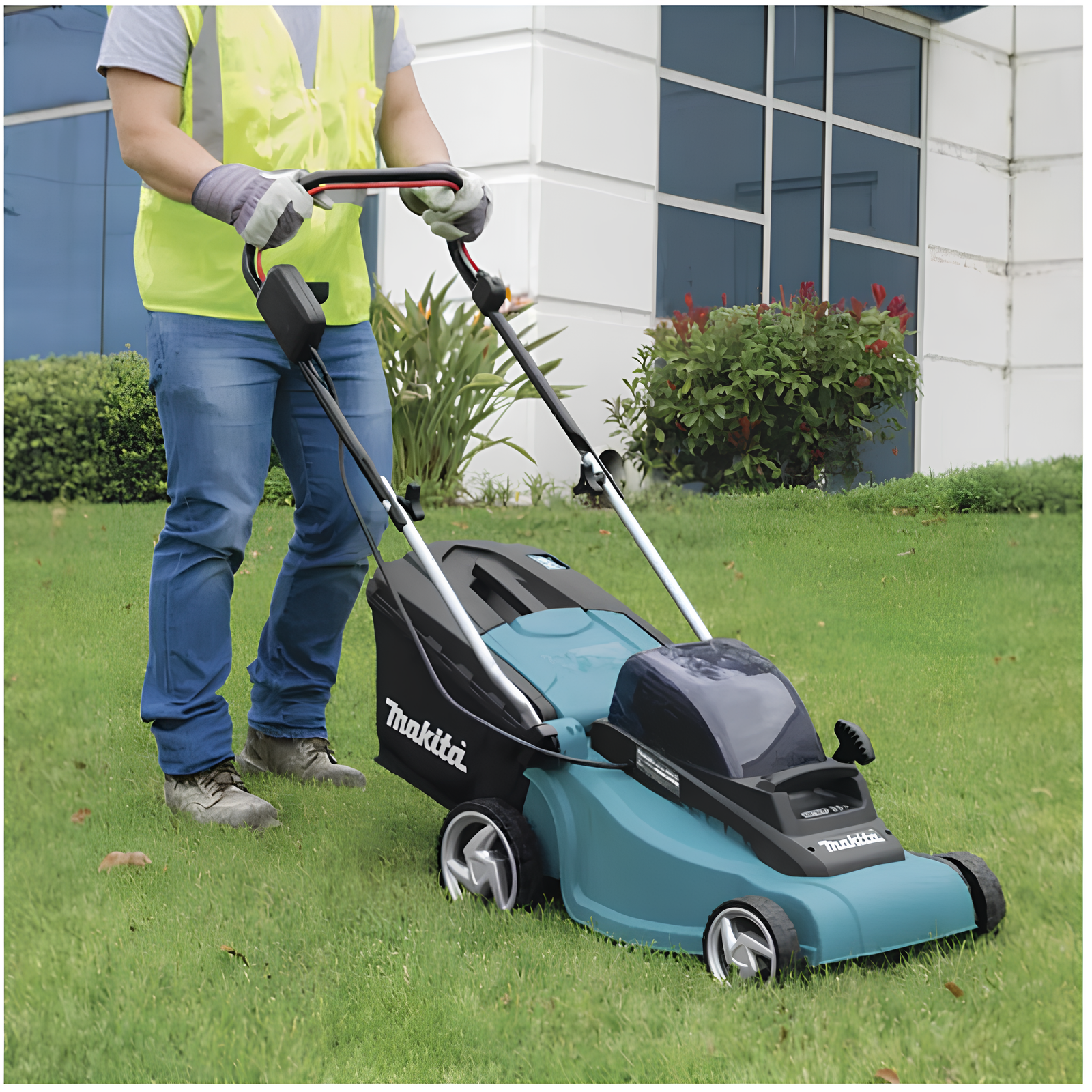 Makita AKÜLÜ ÇİM BİÇME MAKİNASI 2x18V DLM382Z