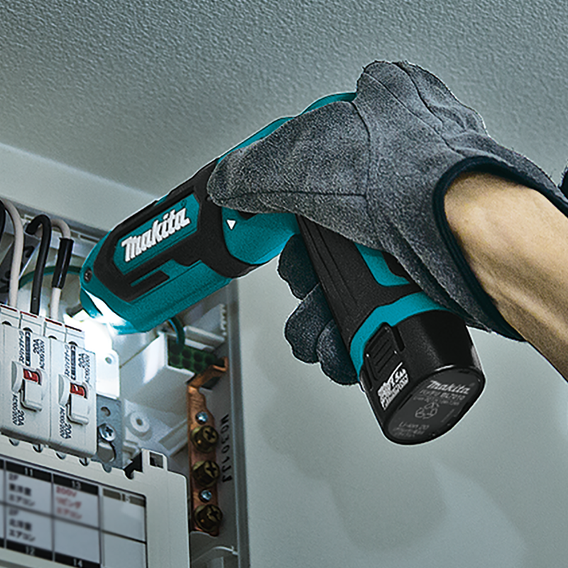 Makita DARBELİ VİDALAMA 7.2V - TD022DSE