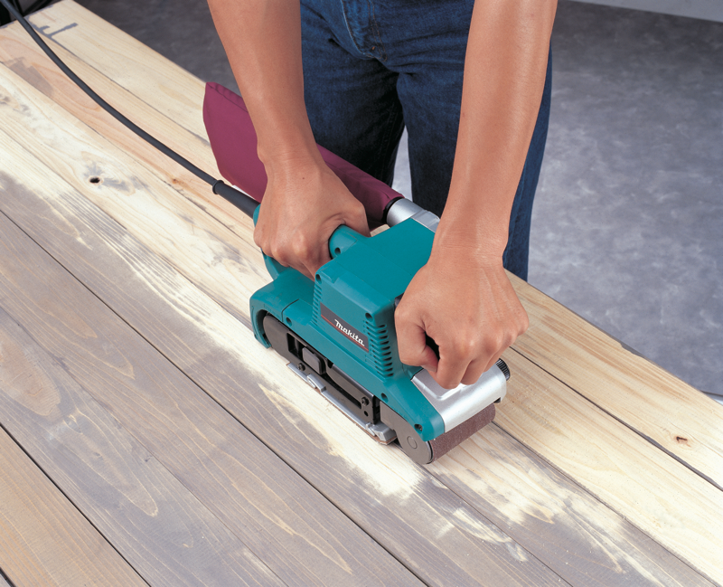 Makita DEVİR AYARLI TANK ZIMPARA 9902