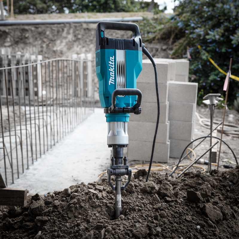 Makita HM1502 ELEKTROPNÖMATİK KIRICI
