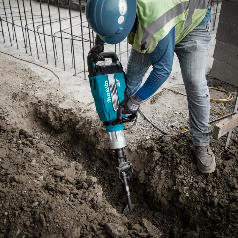 Makita HM1512 ELEKTROPNÖMATİK KIRICI