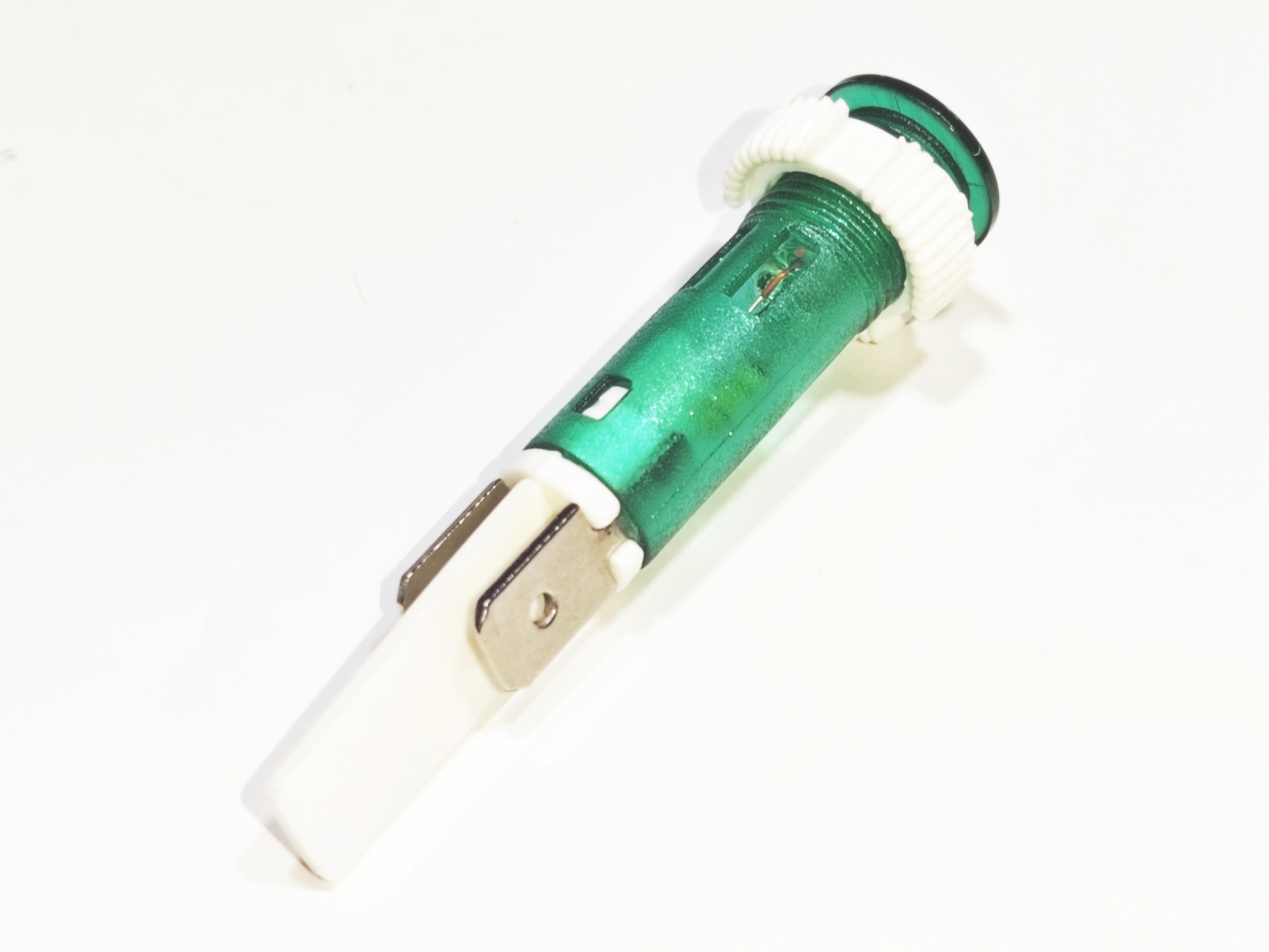 10mm Yeşil Somunlu Sinyal Lambası 