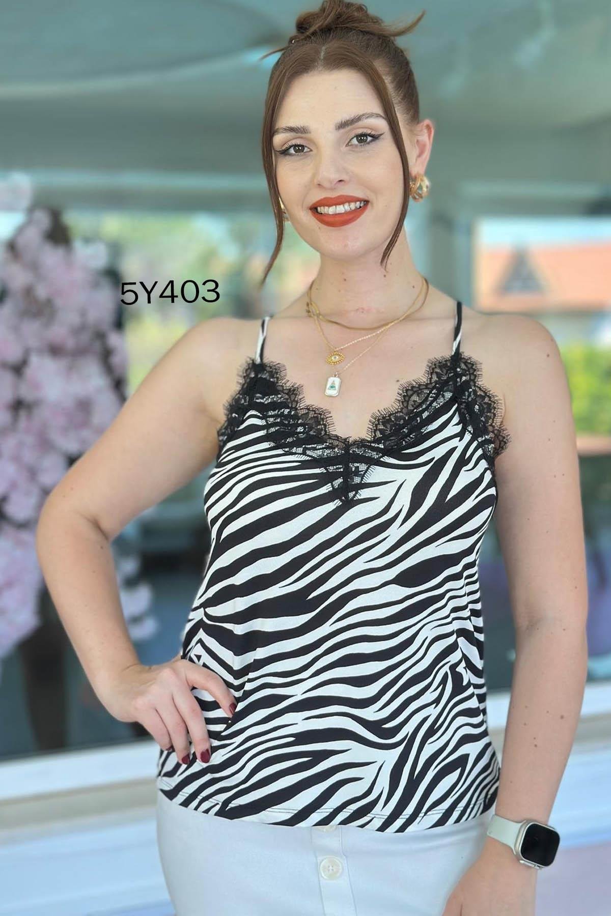 Askısı Ayarlanabilir Dantelli Sandy Bluz