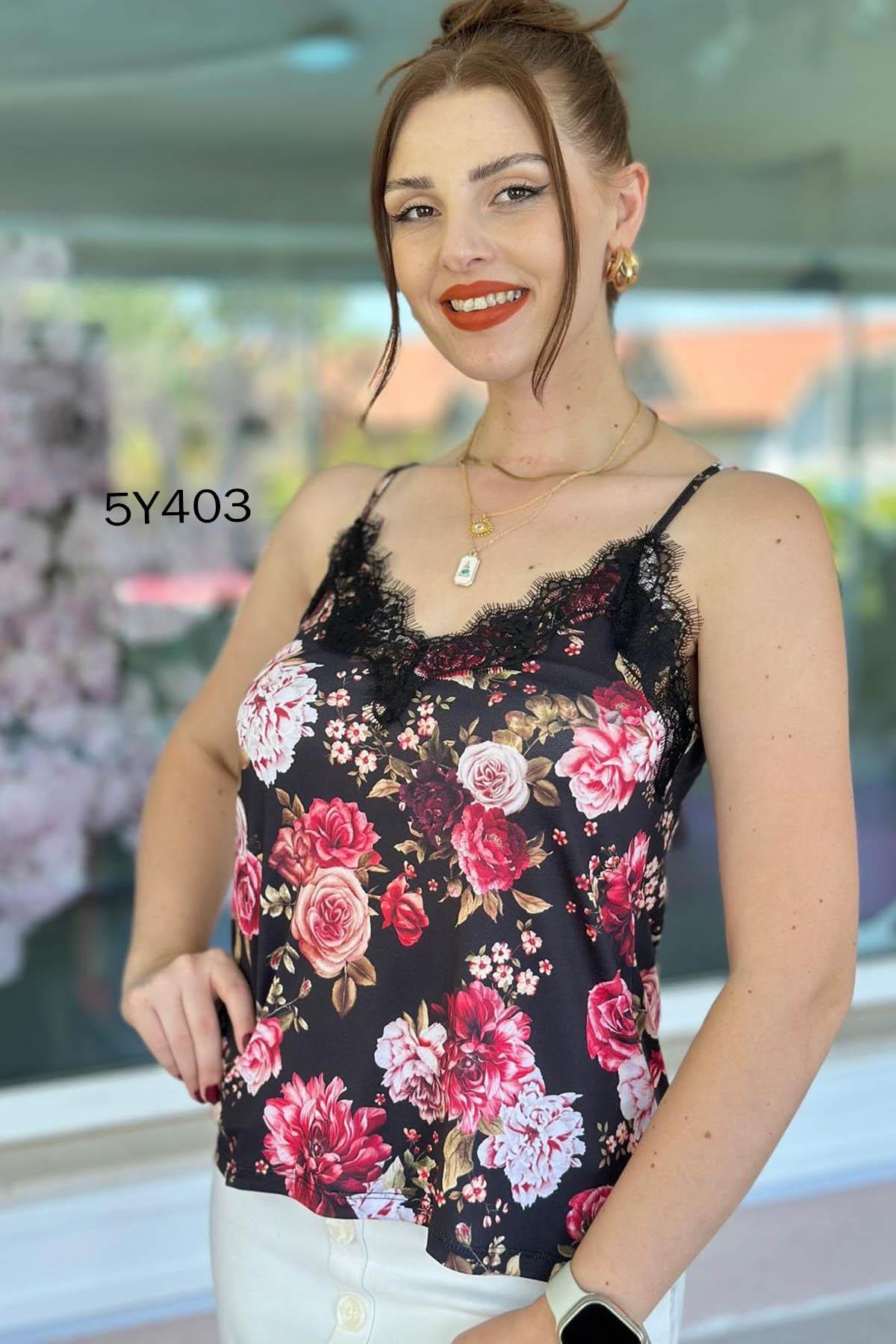 Askısı Ayarlanabilir Dantelli Sandy Bluz