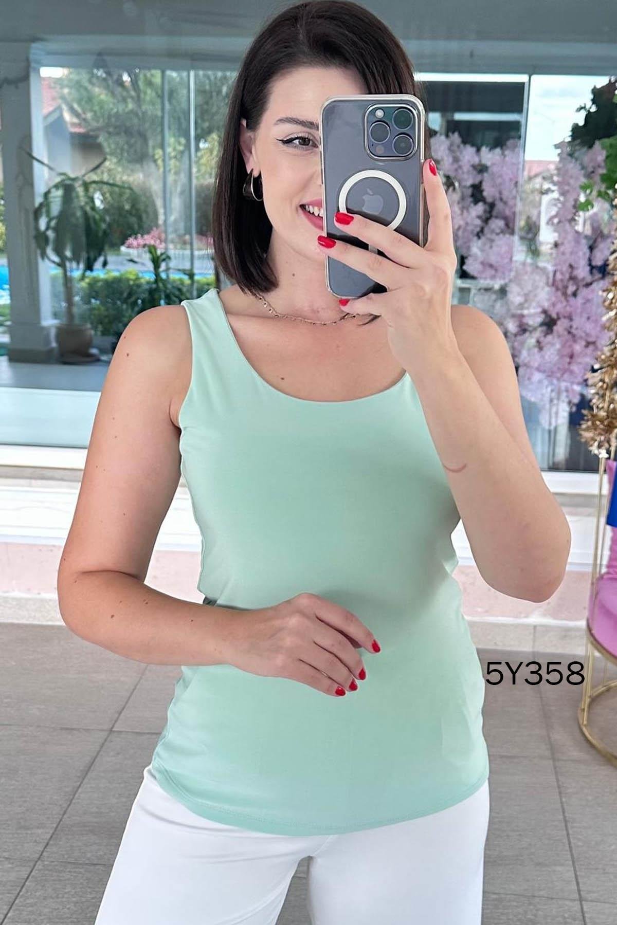 Astarlı Sandy Atlet