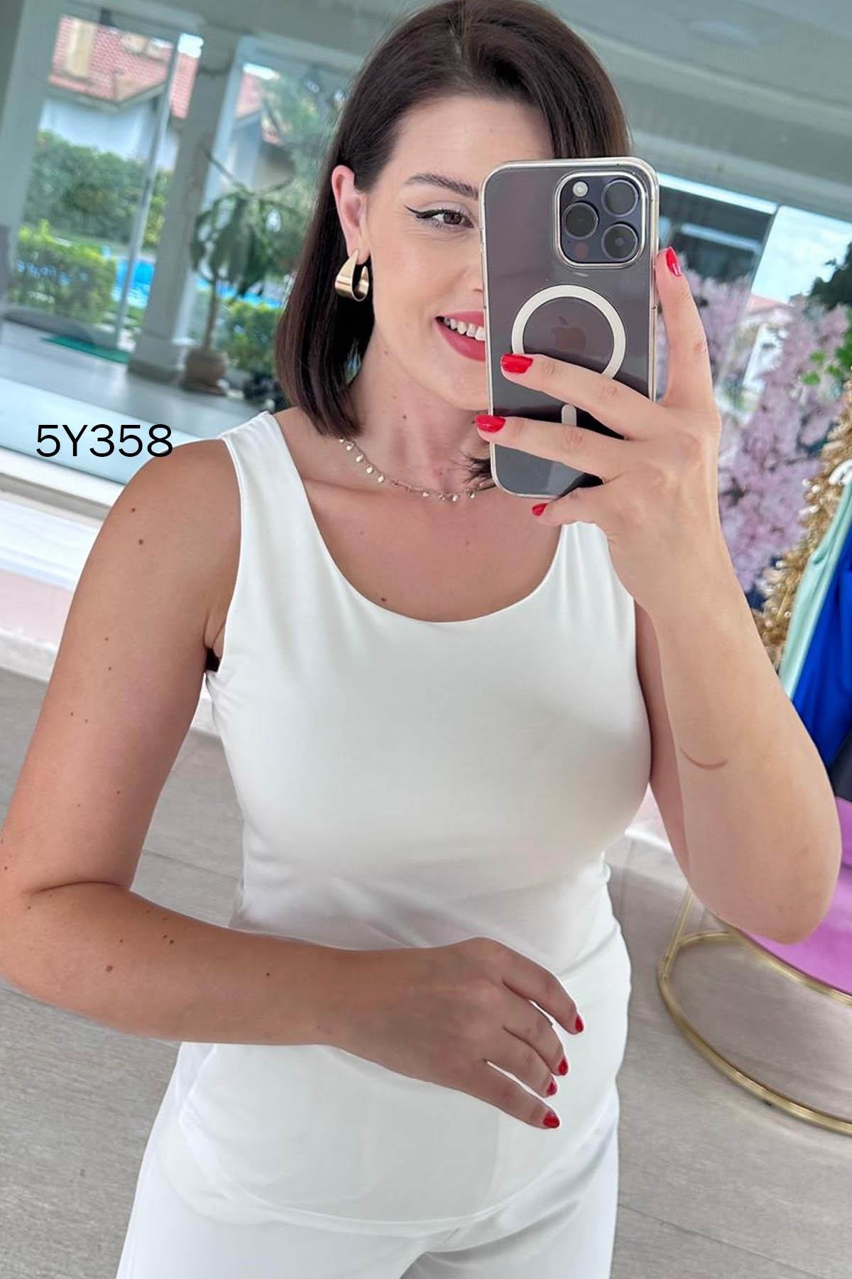 Astarlı Sandy Atlet