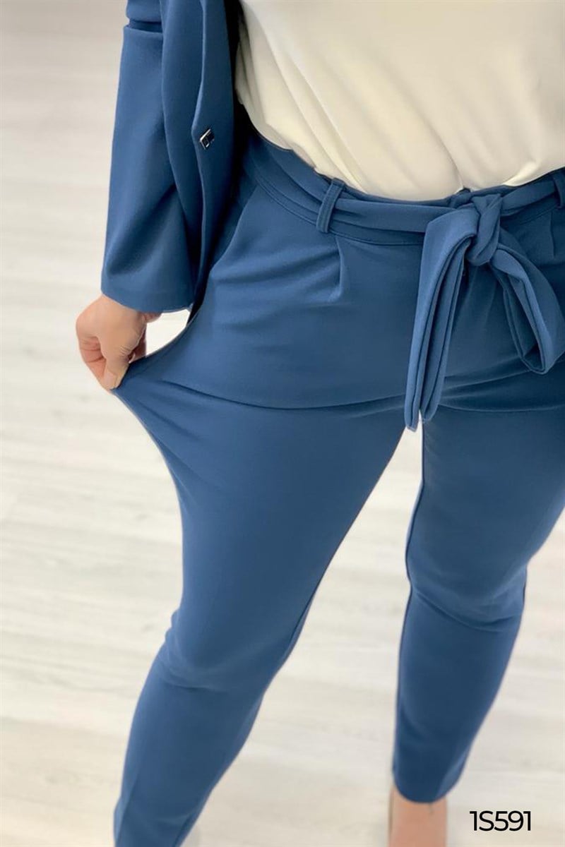 Belden Bağlamalı Likralı Kumaş Pantolon