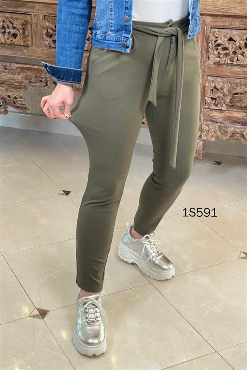Belden Bağlamalı Likralı Kumaş Pantolon