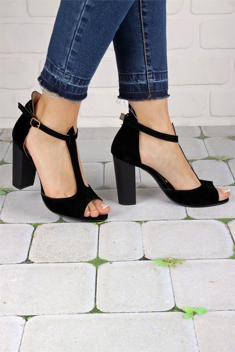 Bilekten Bağlamalı Ayakkabı