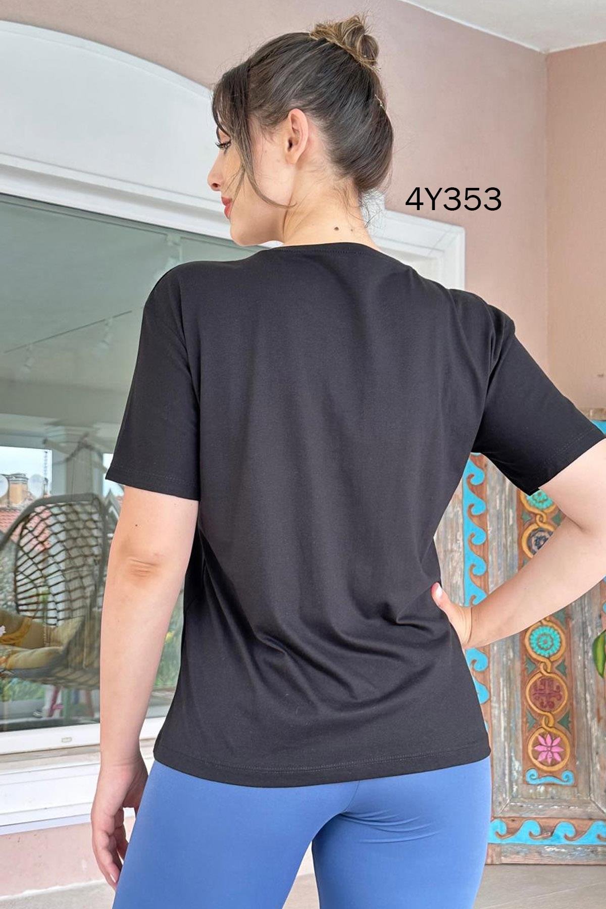 Bisiklet Yaka Baskılı Kolyeli Tshirt