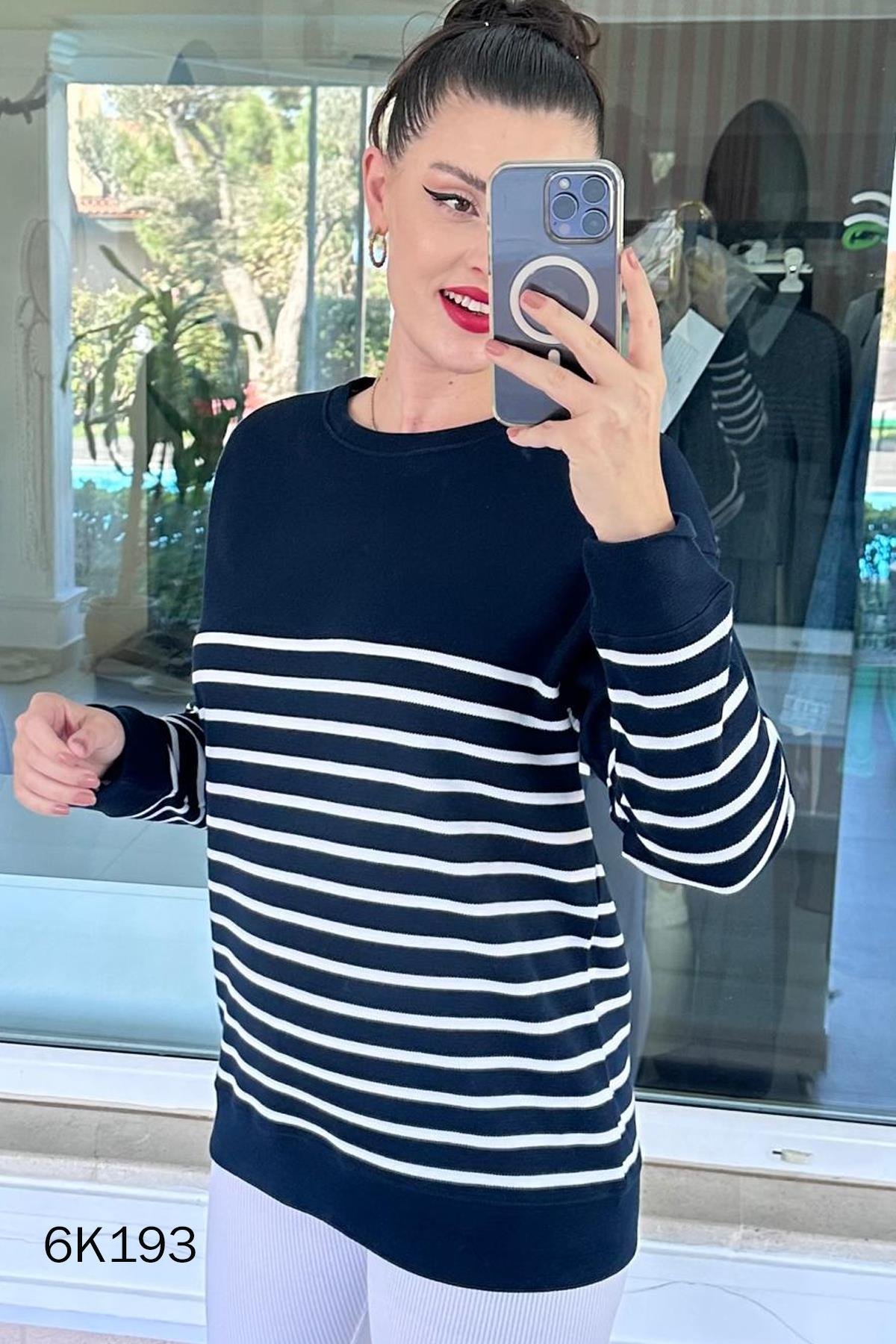 Bisiklet Yaka Çizgili Triko Bluz