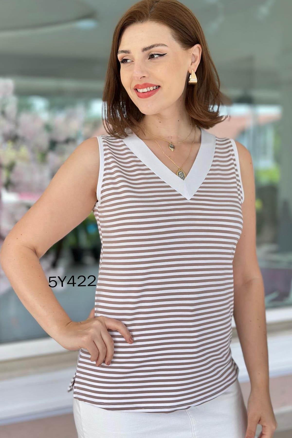 Çizgili V Yaka Viskon Bluz