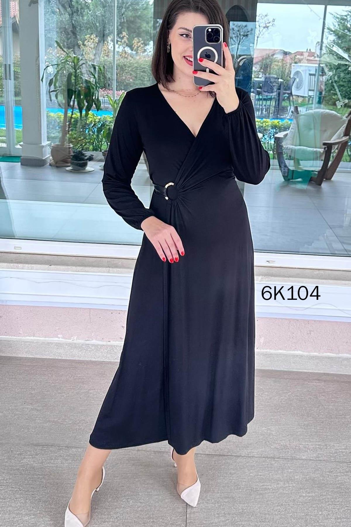 Deri Detaylı Tokalı Kristal Kumaş Elbise