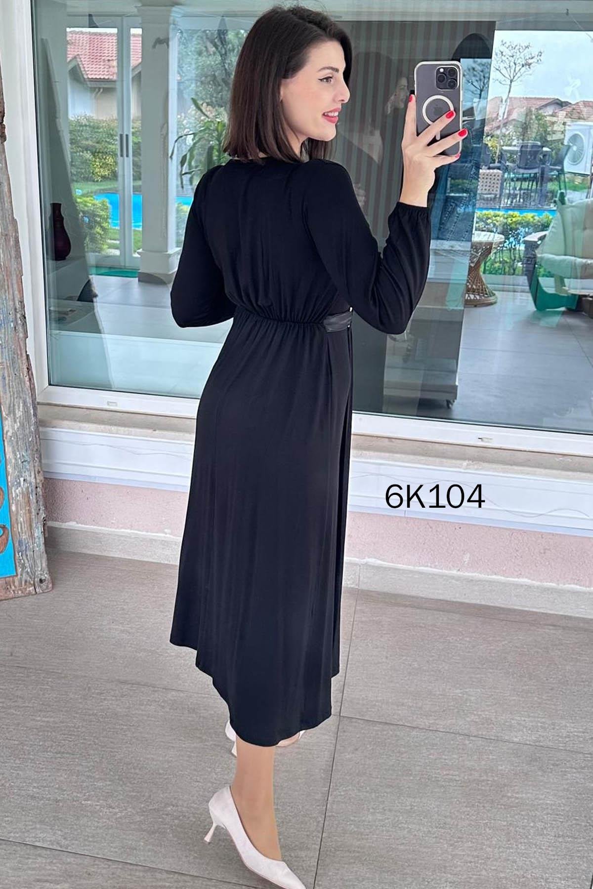 Deri Detaylı Tokalı Kristal Kumaş Elbise