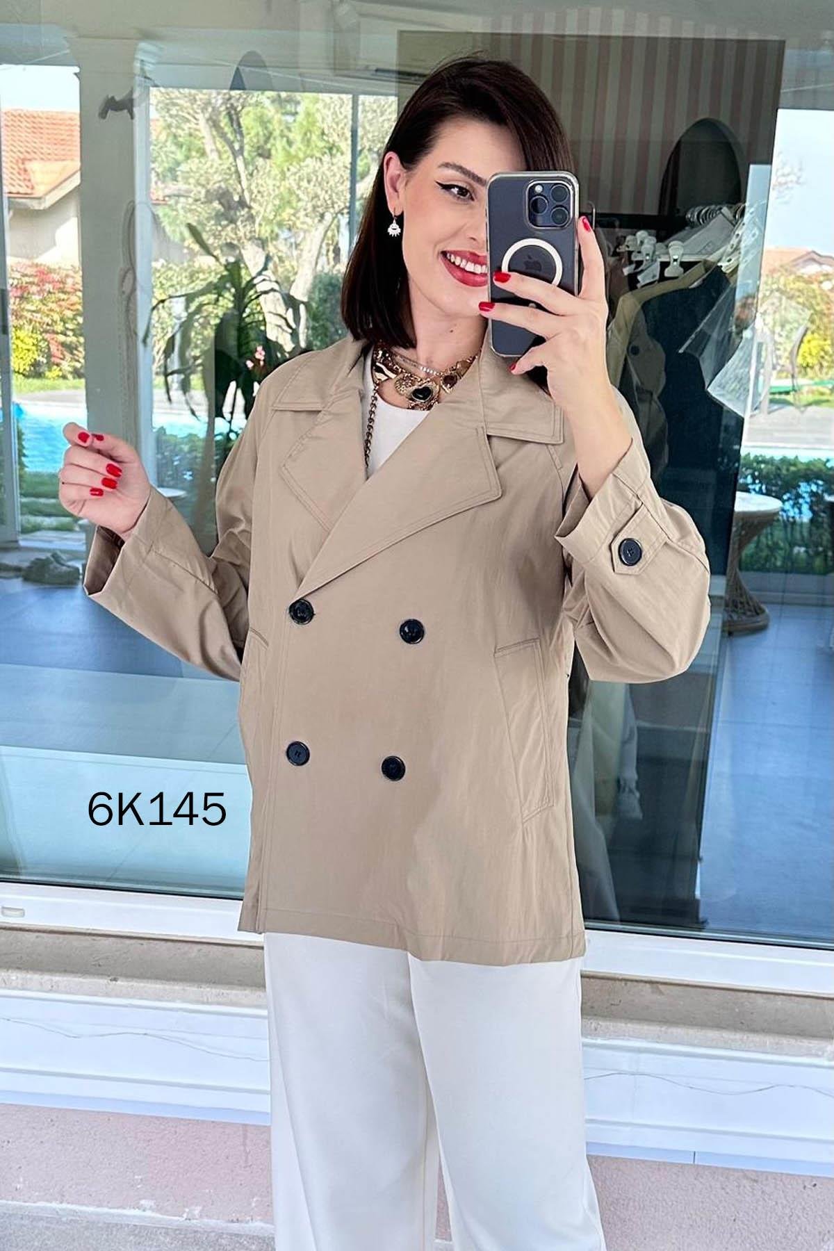 Düğmeli Kısa Trençkot