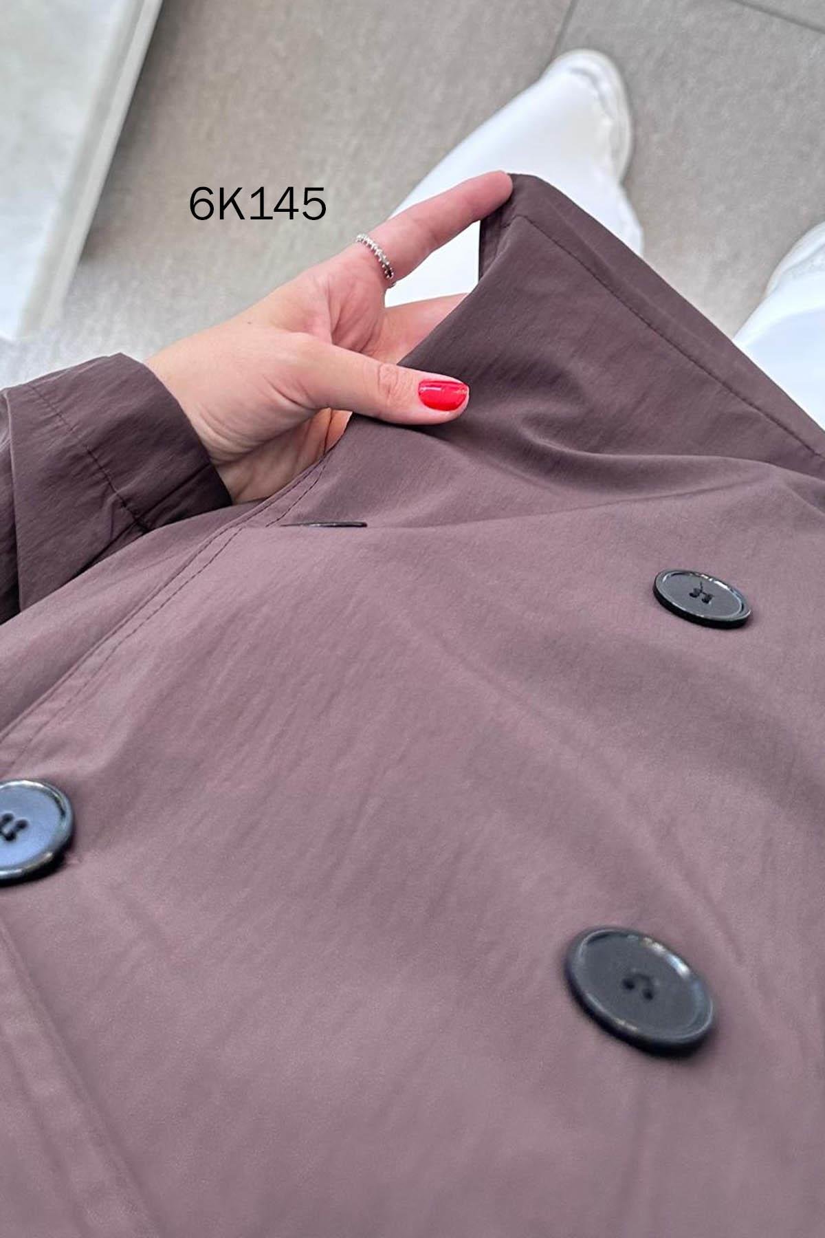 Düğmeli Kısa Trençkot