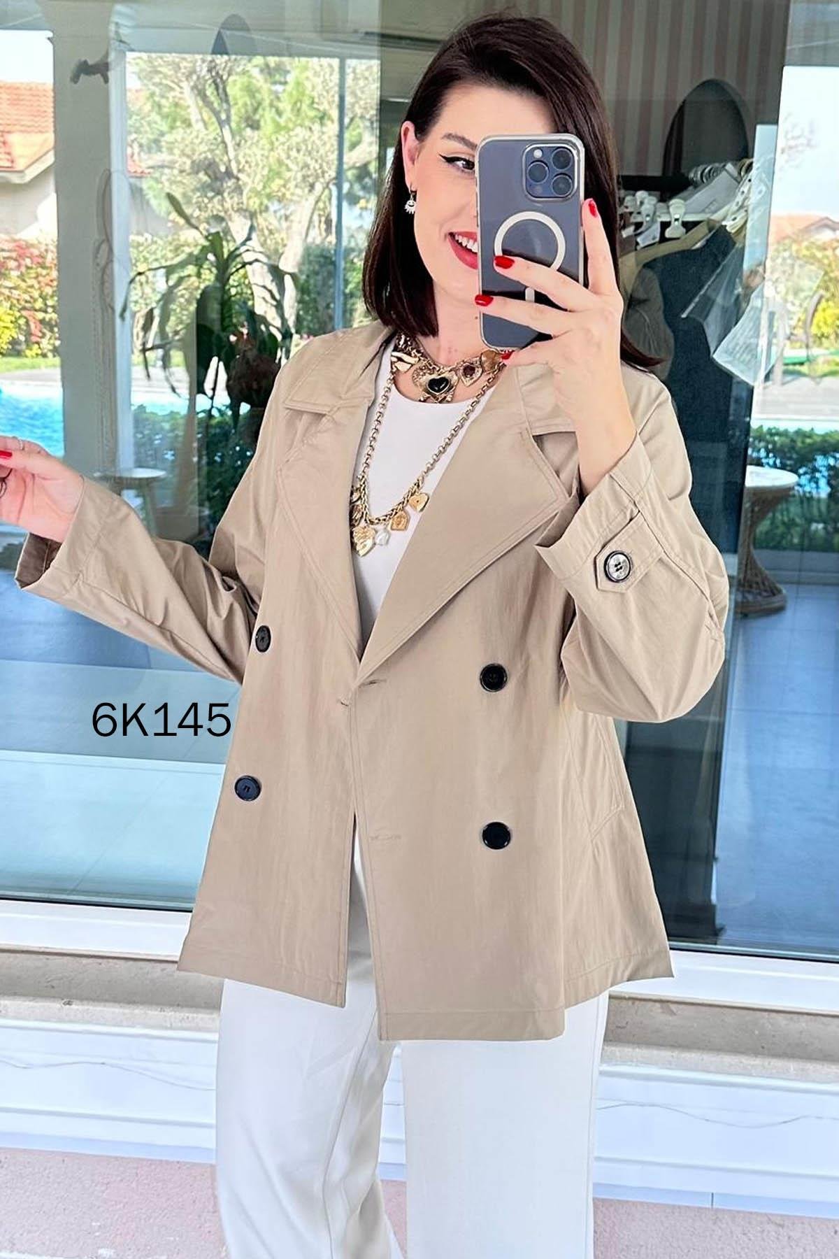 Düğmeli Kısa Trençkot