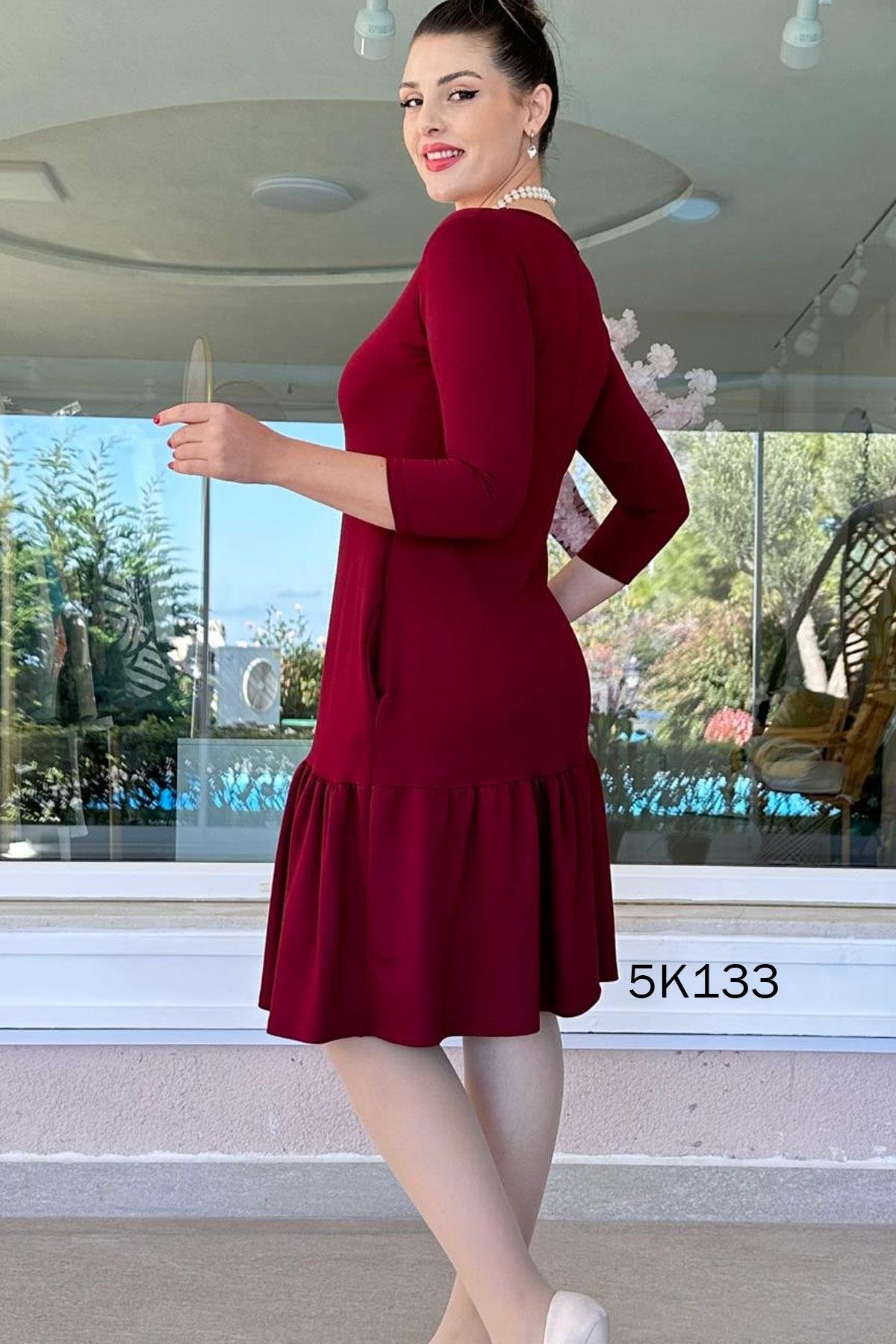 Eteği Fırfırlı Kristal Kumaş Elbise