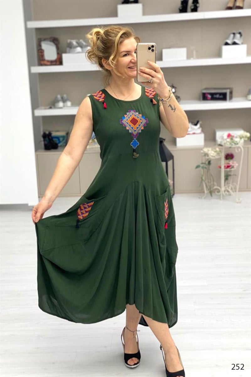 Etnik Desenli Elbise
